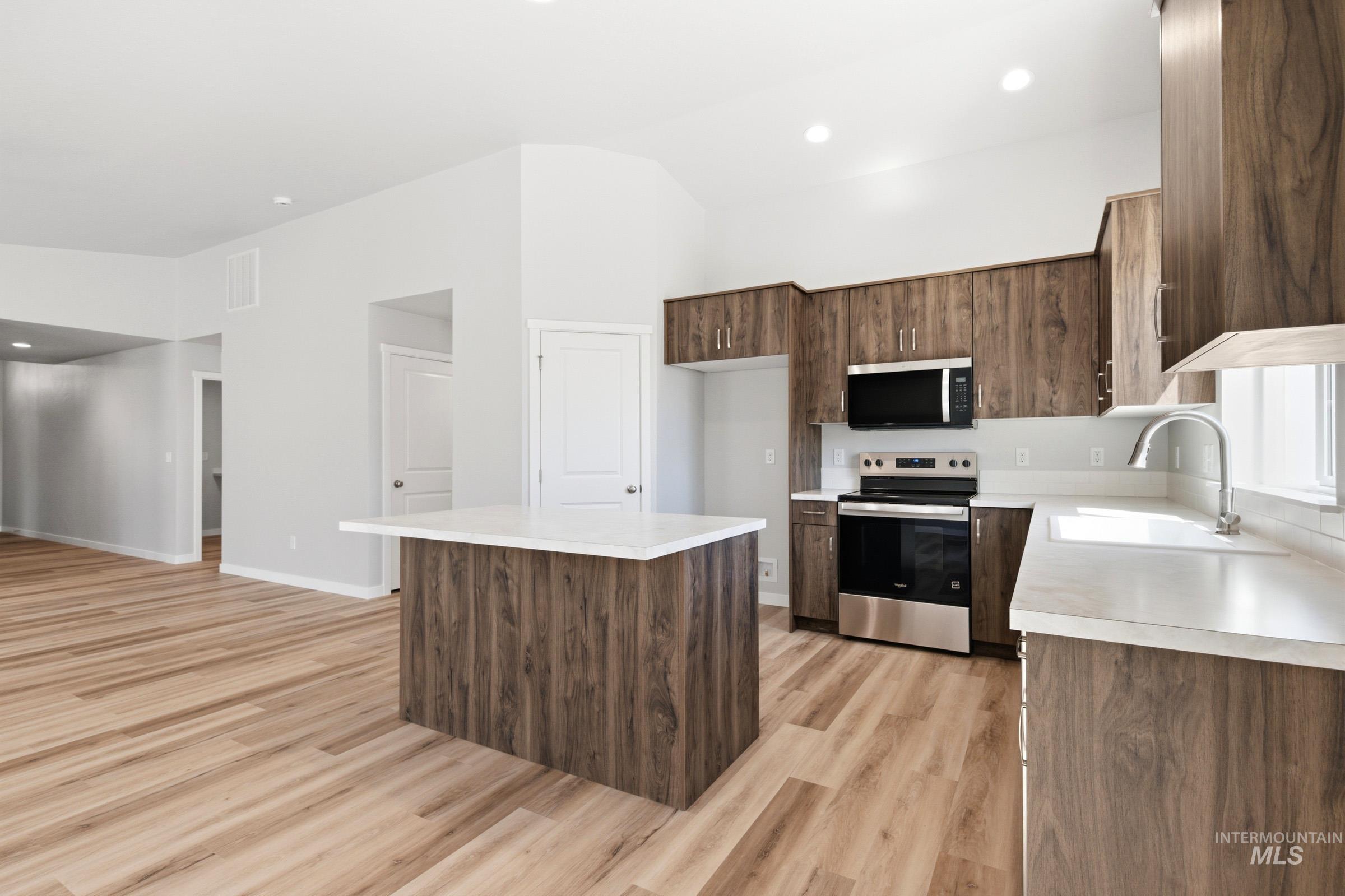 602 Rosemary Ave, New Plymouth, Idaho 83655, 4 Bedrooms, 2 Bathrooms, Residential For Sale, Price $419,990, 98979344