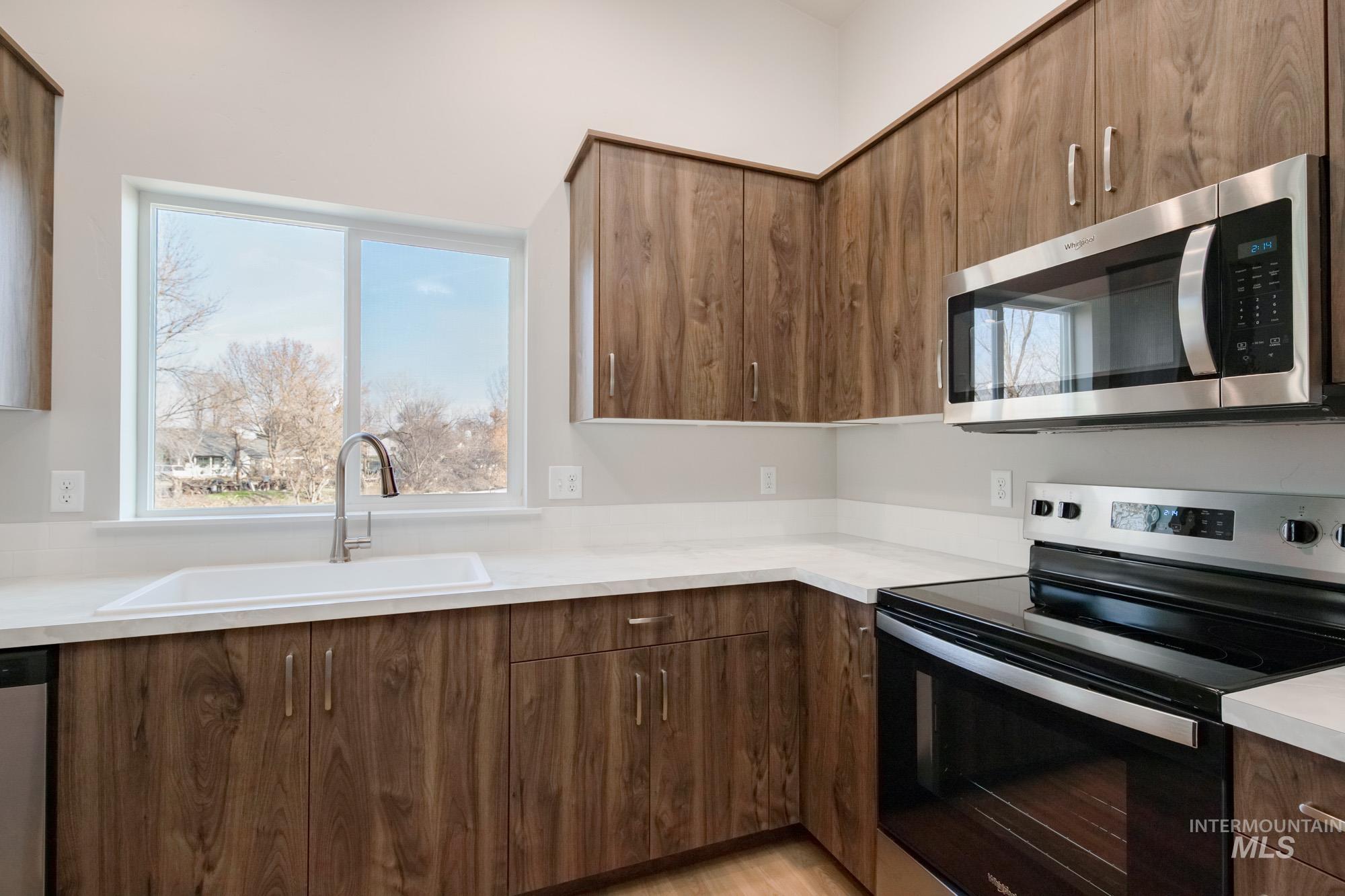 602 Rosemary Ave, New Plymouth, Idaho 83655, 4 Bedrooms, 2 Bathrooms, Residential For Sale, Price $425,990,MLS 98979344
