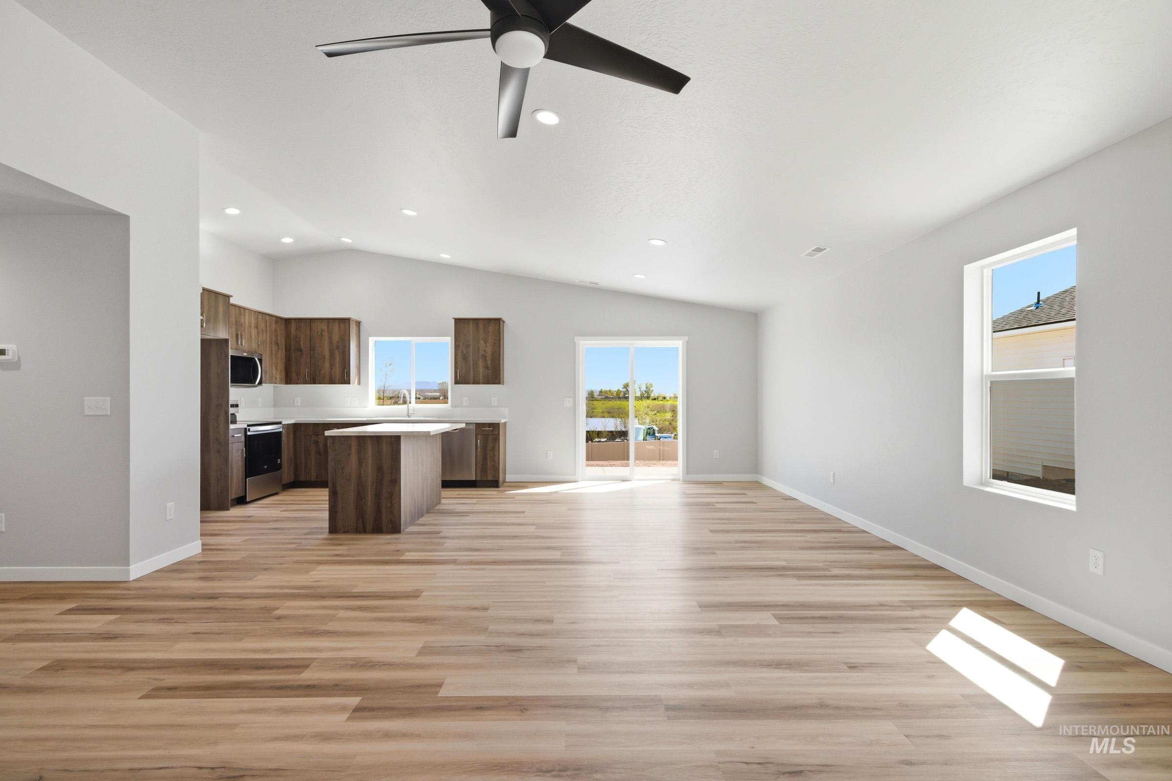 602 Rosemary Ave, New Plymouth, Idaho 83655, 4 Bedrooms, 2 Bathrooms, Residential For Sale, Price $419,990, 98979344