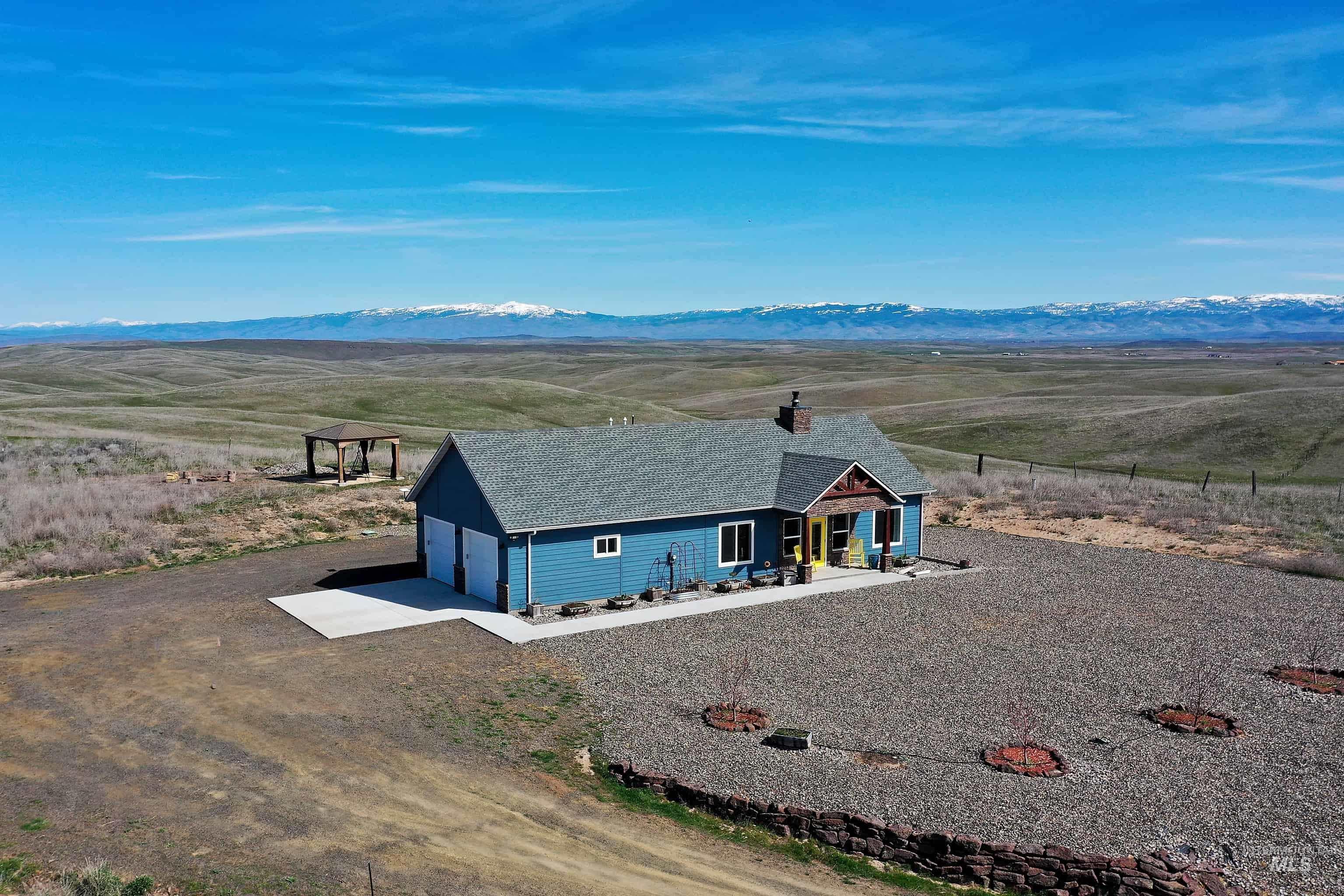 2856 Farm to Market Road, Midvale, Idaho 83645, 2 Bedrooms, 2 Bathrooms, Residential For Sale, Price $998,900,MLS 98979347