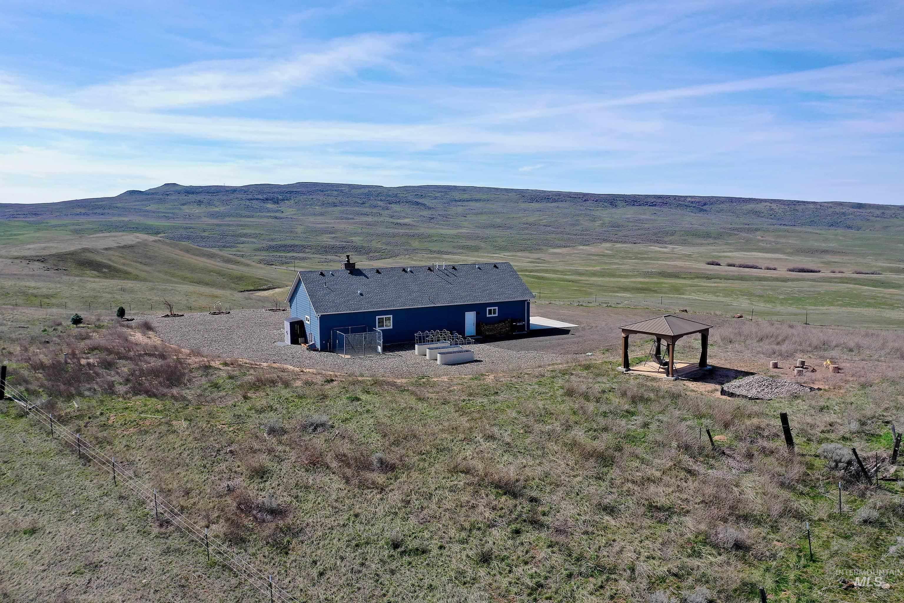 2856 Farm to Market Road, Midvale, Idaho 83645, 2 Bedrooms, 2 Bathrooms, Residential For Sale, Price $998,900,MLS 98979347