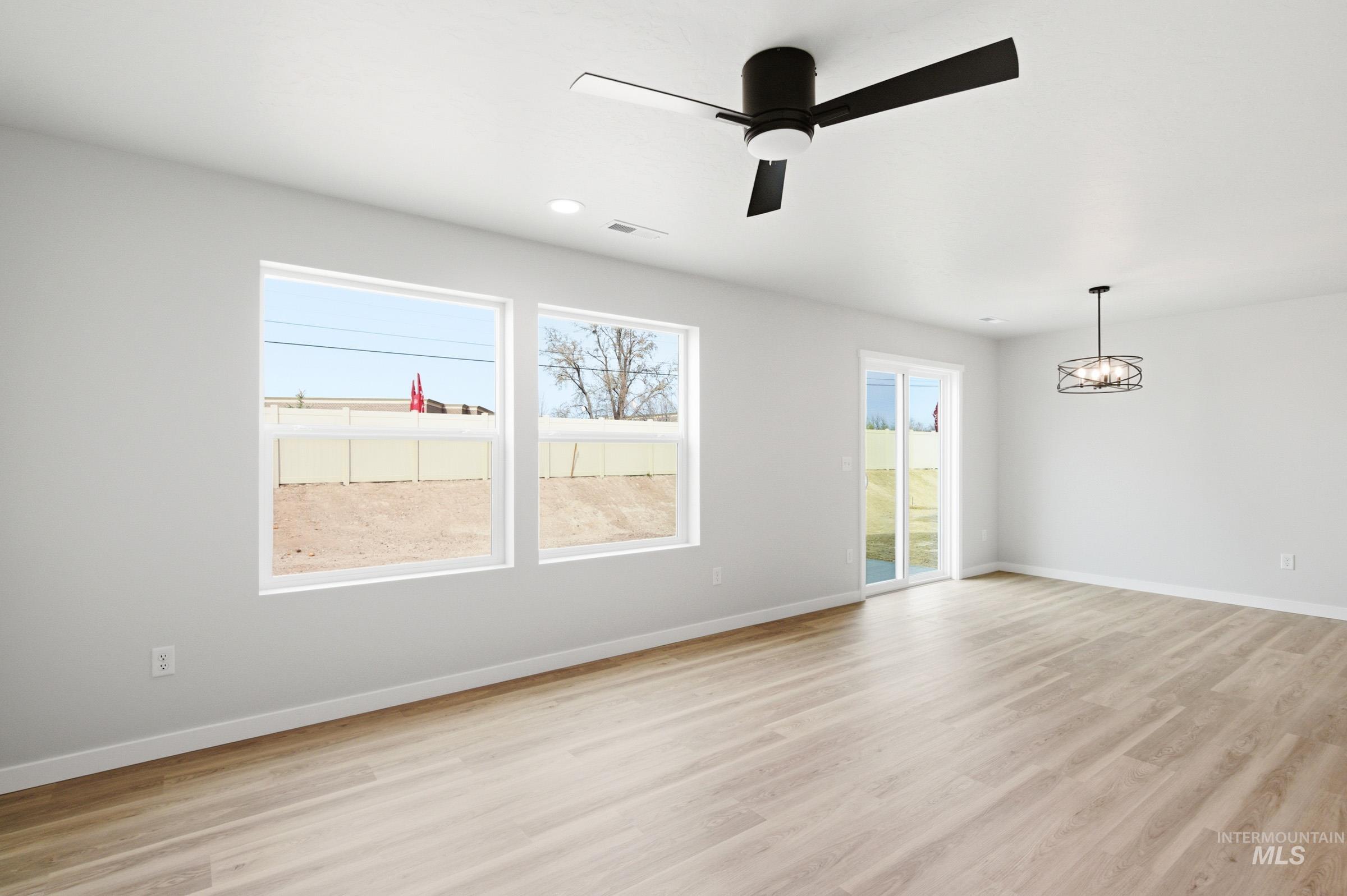 37 S Sweetgrass Ave, Nampa, Idaho 83651, 3 Bedrooms, 2.5 Bathrooms, Residential For Sale, Price $404,990, 98979363