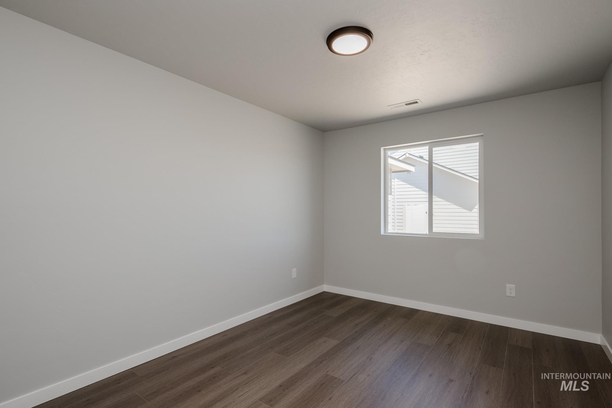 15318 Queensbury Ave, Nampa, Idaho 83651, 3 Bedrooms, 2 Bathrooms, Residential For Sale, Price $429,990,MLS 98979368