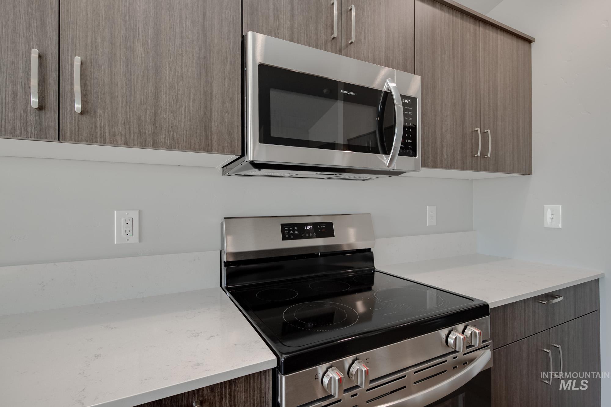 15318 Queensbury Ave, Nampa, Idaho 83651, 3 Bedrooms, 2 Bathrooms, Residential For Sale, Price $429,990,MLS 98979368