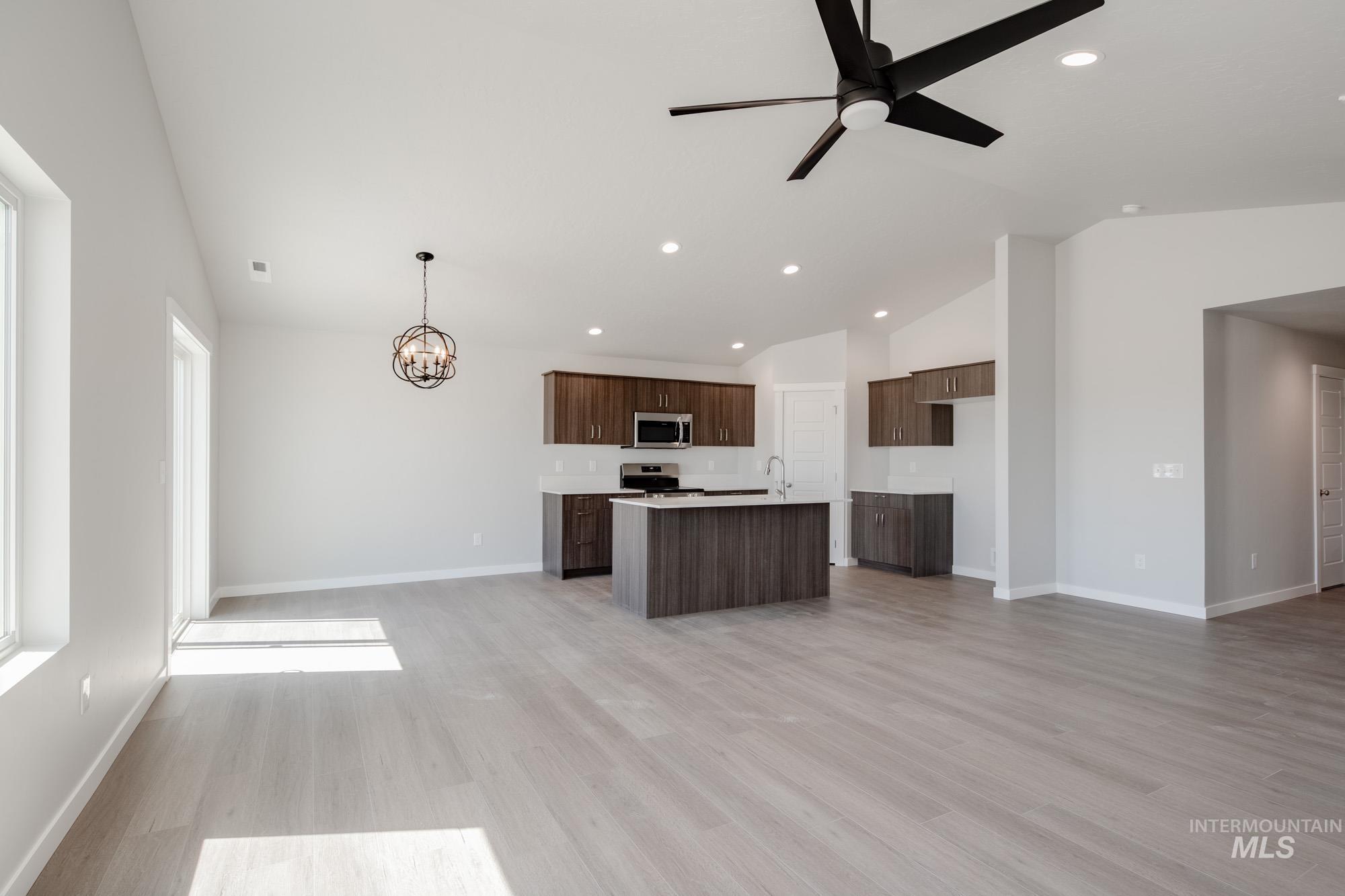 15318 Queensbury Ave, Nampa, Idaho 83651, 3 Bedrooms, 2 Bathrooms, Residential For Sale, Price $429,990,MLS 98979368