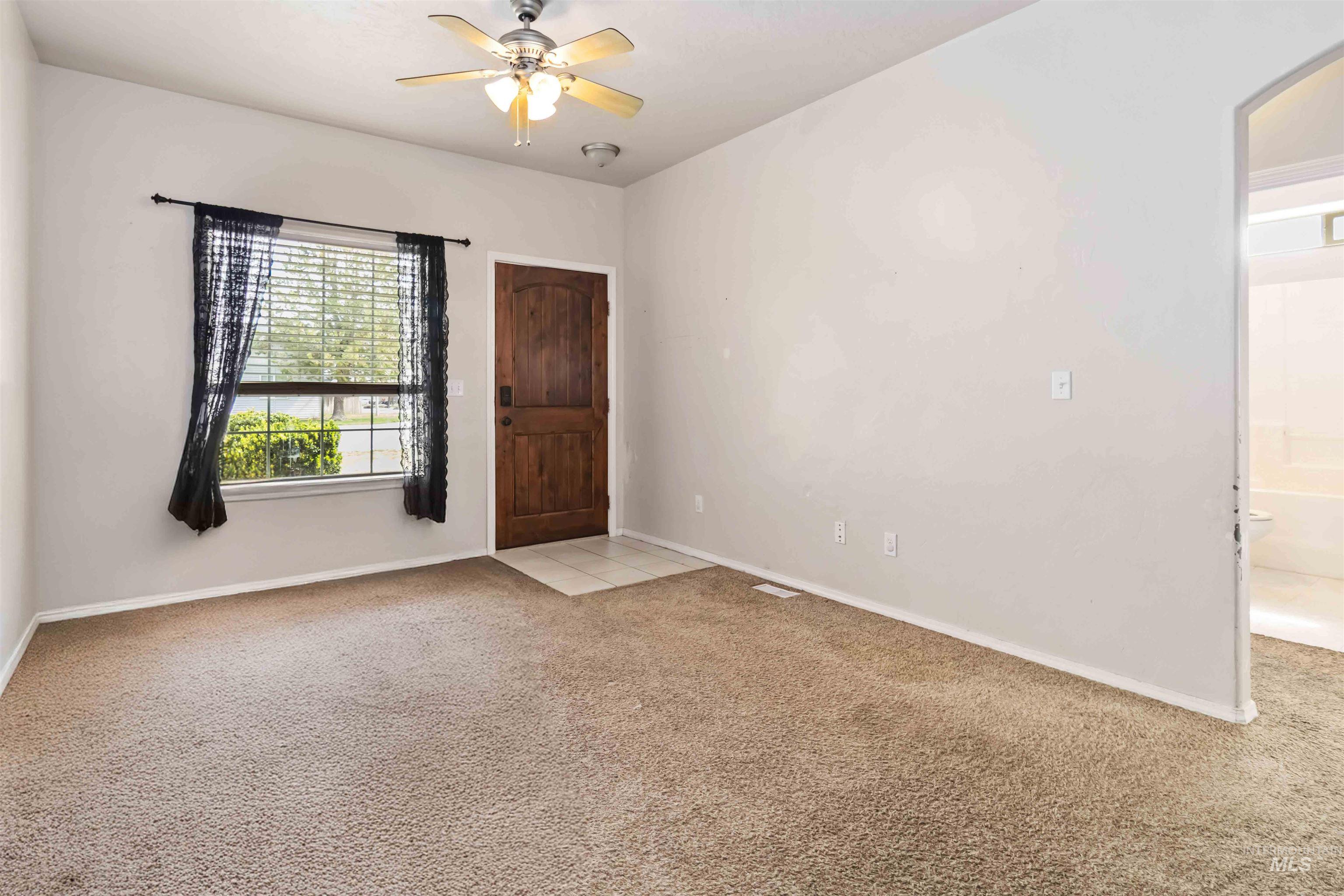 16053 Sunnyfield Ave, Caldwell, Idaho 83607-5369, 3 Bedrooms, 2 Bathrooms, Residential For Sale, Price $339,900,MLS 98979375