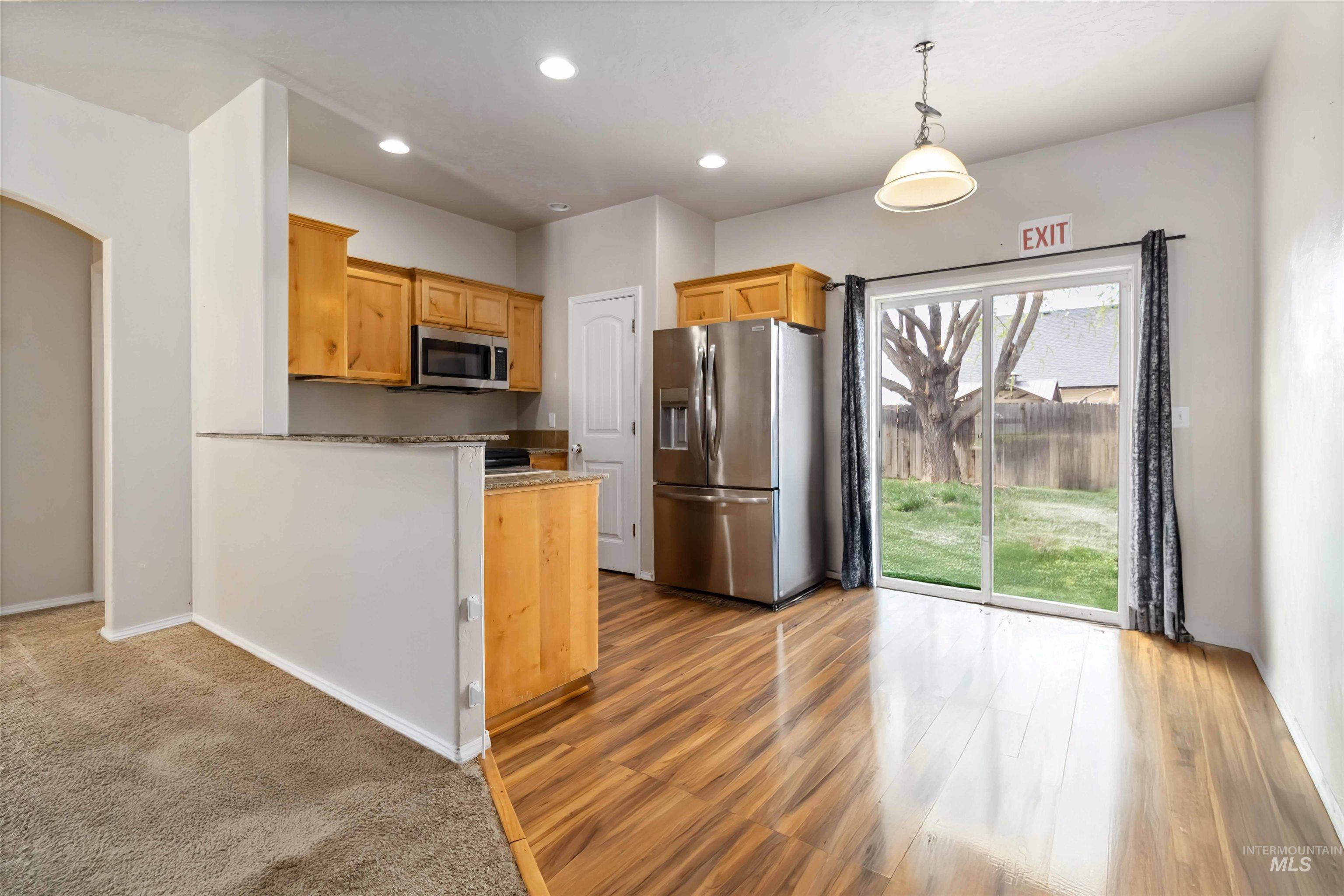 16053 Sunnyfield Ave, Caldwell, Idaho 83607-5369, 3 Bedrooms, 2 Bathrooms, Residential For Sale, Price $339,900,MLS 98979375