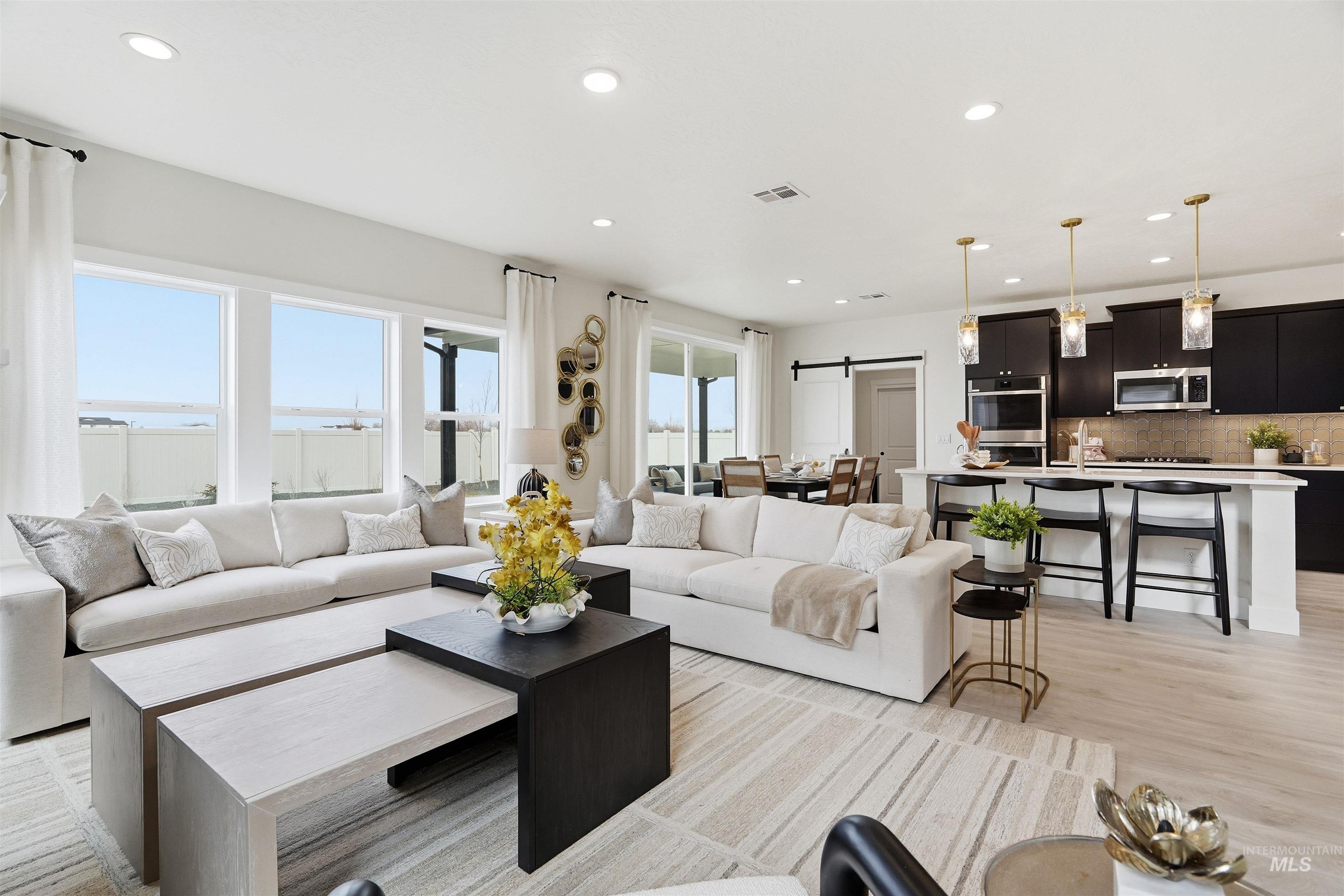 1633 Kinsale St, Middleton, Idaho 83644, 4 Bedrooms, 2.5 Bathrooms, Residential For Sale, Price $511,990,MLS 98979377