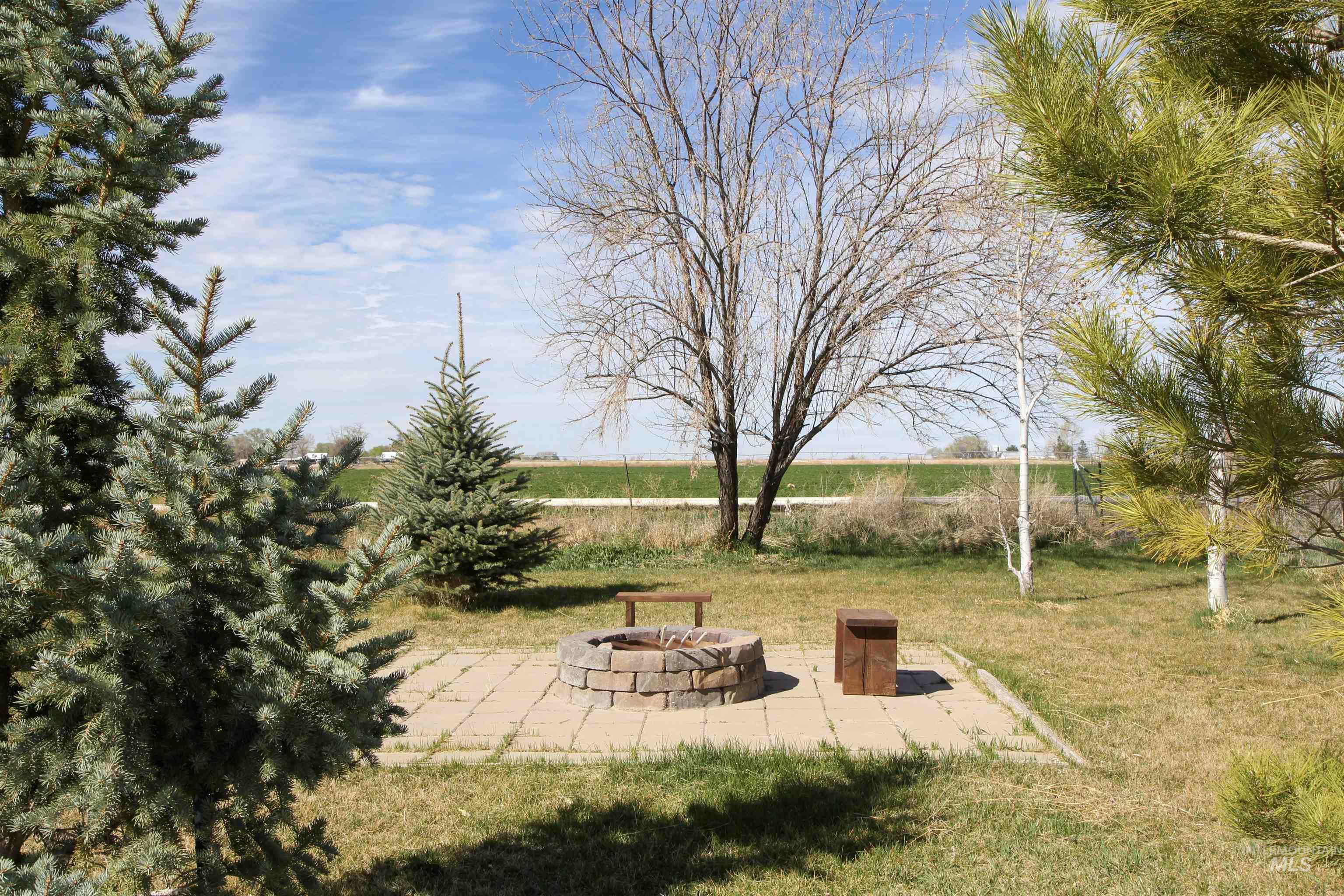 3813 N 2456 E, Filer, Idaho 83328, 4 Bedrooms, 2.5 Bathrooms, Residential For Sale, Price $545,000,MLS 98979379