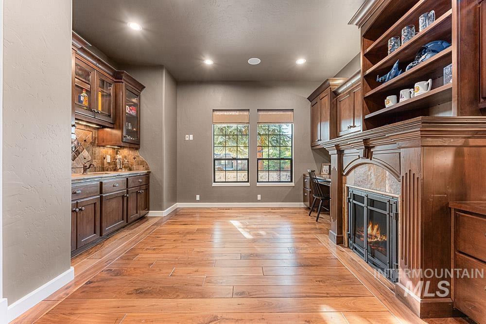 1222 S Lake Pointe Way, Eagle, Idaho 83616, 4 Bedrooms, 4.5 Bathrooms, Residential For Sale, Price $1,934,900, 98979380