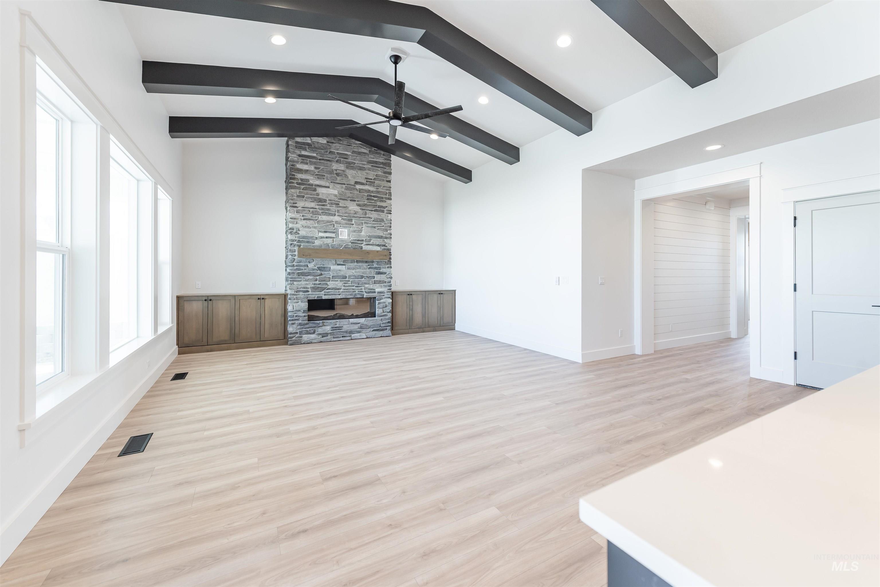 400 S Diesel Way, Boise, Idaho 83716, 3 Bedrooms, 7 Bathrooms, Residential For Sale, Price $649,900,MLS 98979383