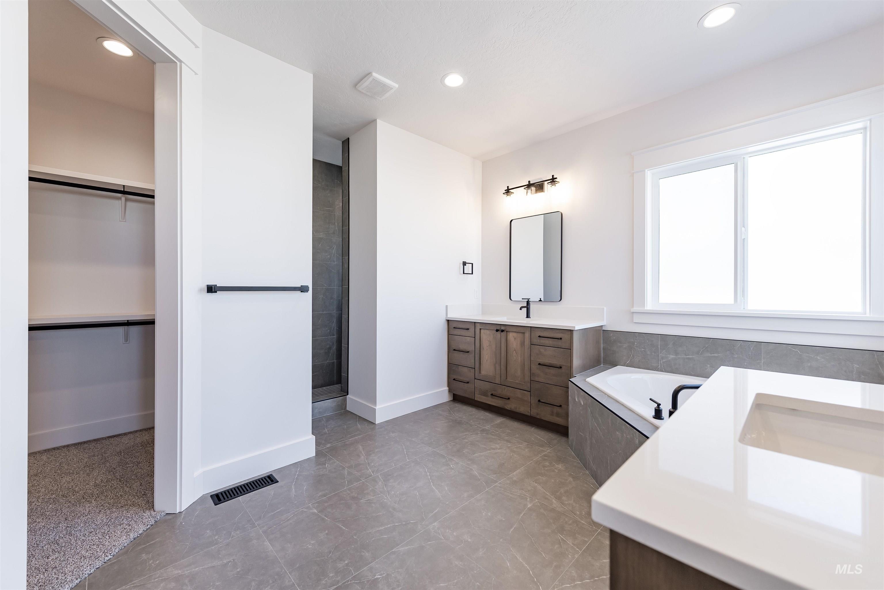 400 S Diesel Way, Boise, Idaho 83716, 3 Bedrooms, 7 Bathrooms, Residential For Sale, Price $649,900,MLS 98979383