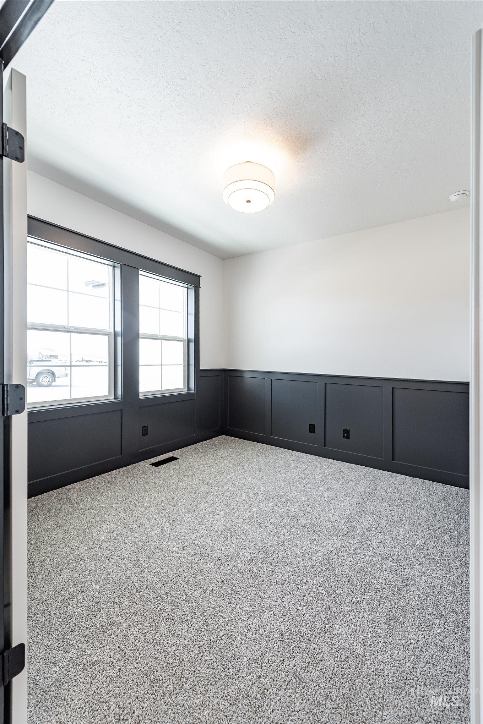 400 S Diesel Way, Boise, Idaho 83716, 3 Bedrooms, 7 Bathrooms, Residential For Sale, Price $649,900,MLS 98979383