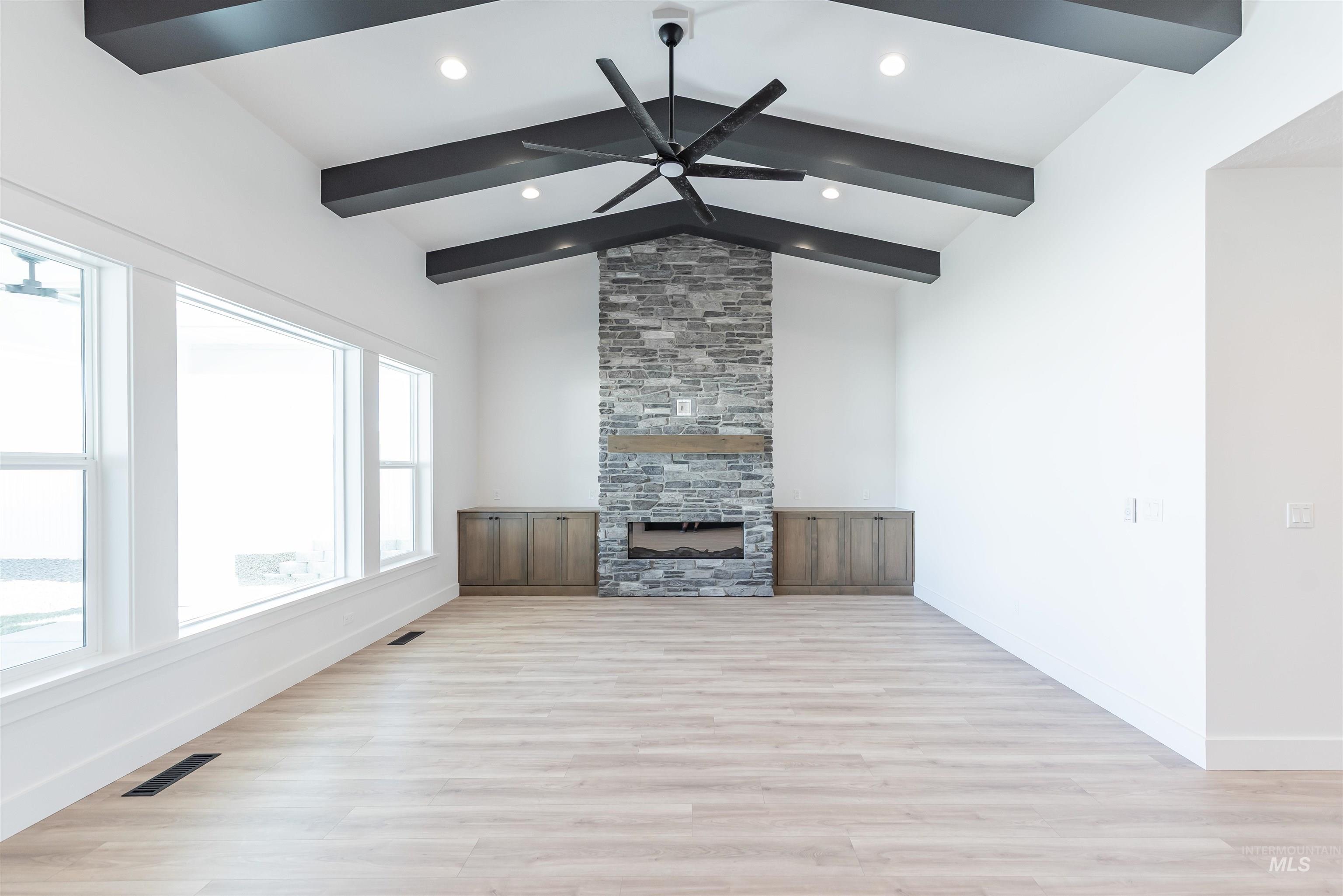 400 S Diesel Way, Boise, Idaho 83716, 3 Bedrooms, 7 Bathrooms, Residential For Sale, Price $649,900,MLS 98979383