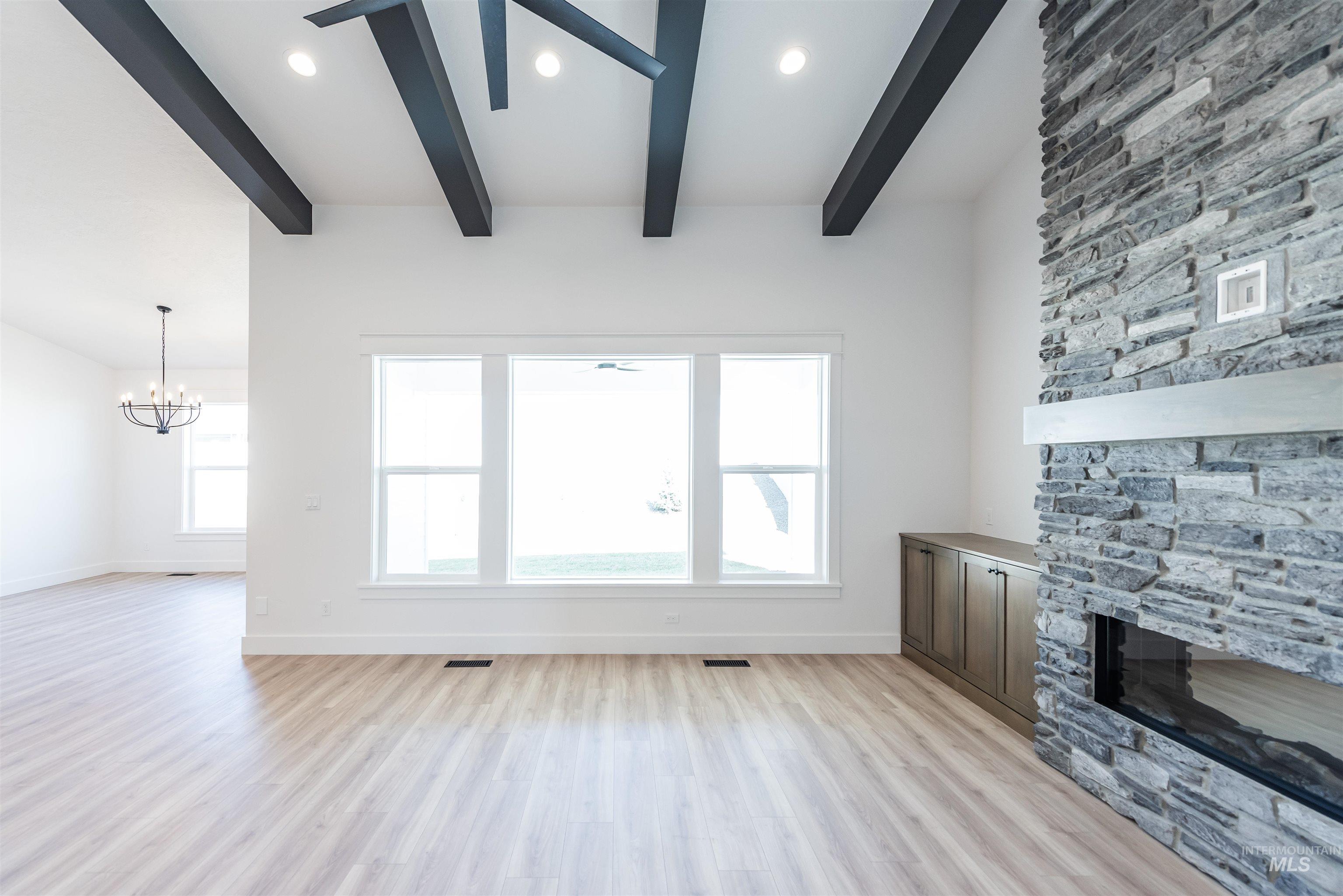 400 S Diesel Way, Boise, Idaho 83716, 3 Bedrooms, 7 Bathrooms, Residential For Sale, Price $649,900,MLS 98979383