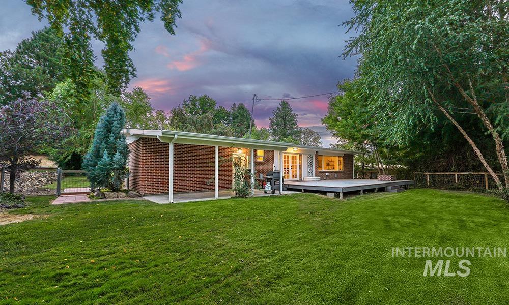 1204 W Highland View Dr, Boise, Idaho 83702, 3 Bedrooms, 2 Bathrooms, Residential For Sale, Price $767,500,MLS 98979385