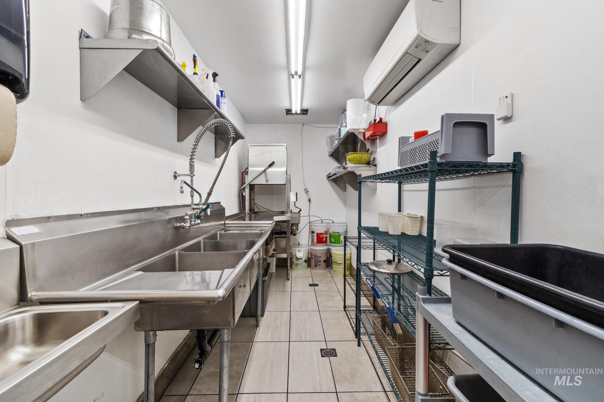 200 Main Street, Idaho City, Idaho 83631, Business/Commercial For Sale, Price $1,300,000,MLS 98979387