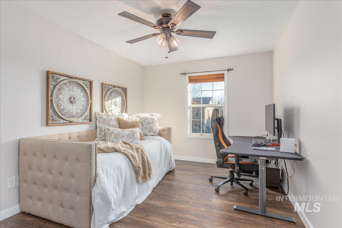 208 E Kaibab Trail St., Meridian, Idaho 83646, 3 Bedrooms, 2.5 Bathrooms, Residential For Sale, Price $514,000,MLS 98979392