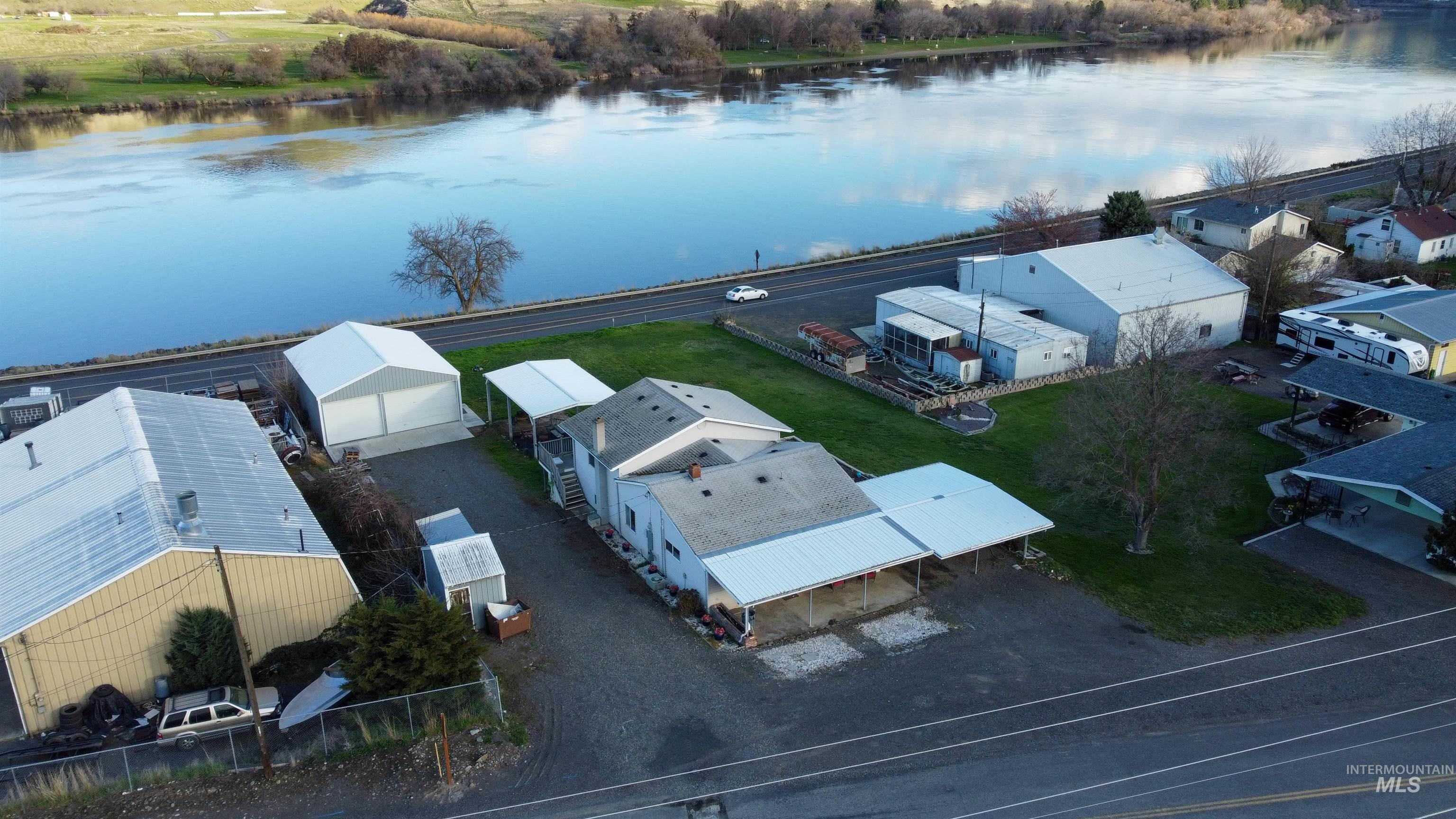 3015 Clemans Rd., Clarkston, Washington 99403, 3 Bedrooms, 1 Bathroom, Residential For Sale, Price $399,900,MLS 98979394