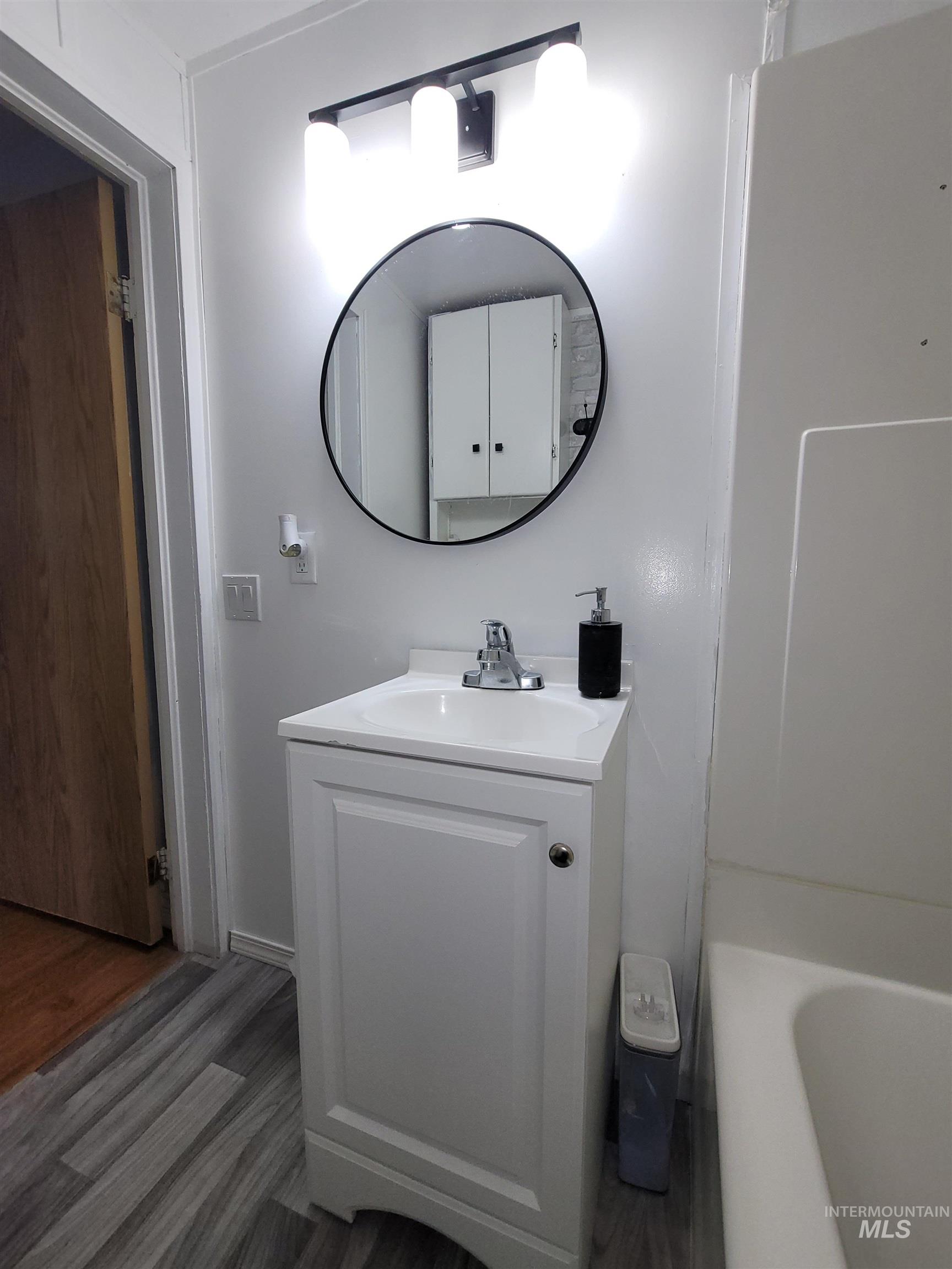 3015 Clemans Rd., Clarkston, Washington 99403, 3 Bedrooms, 1 Bathroom, Residential For Sale, Price $399,900,MLS 98979394