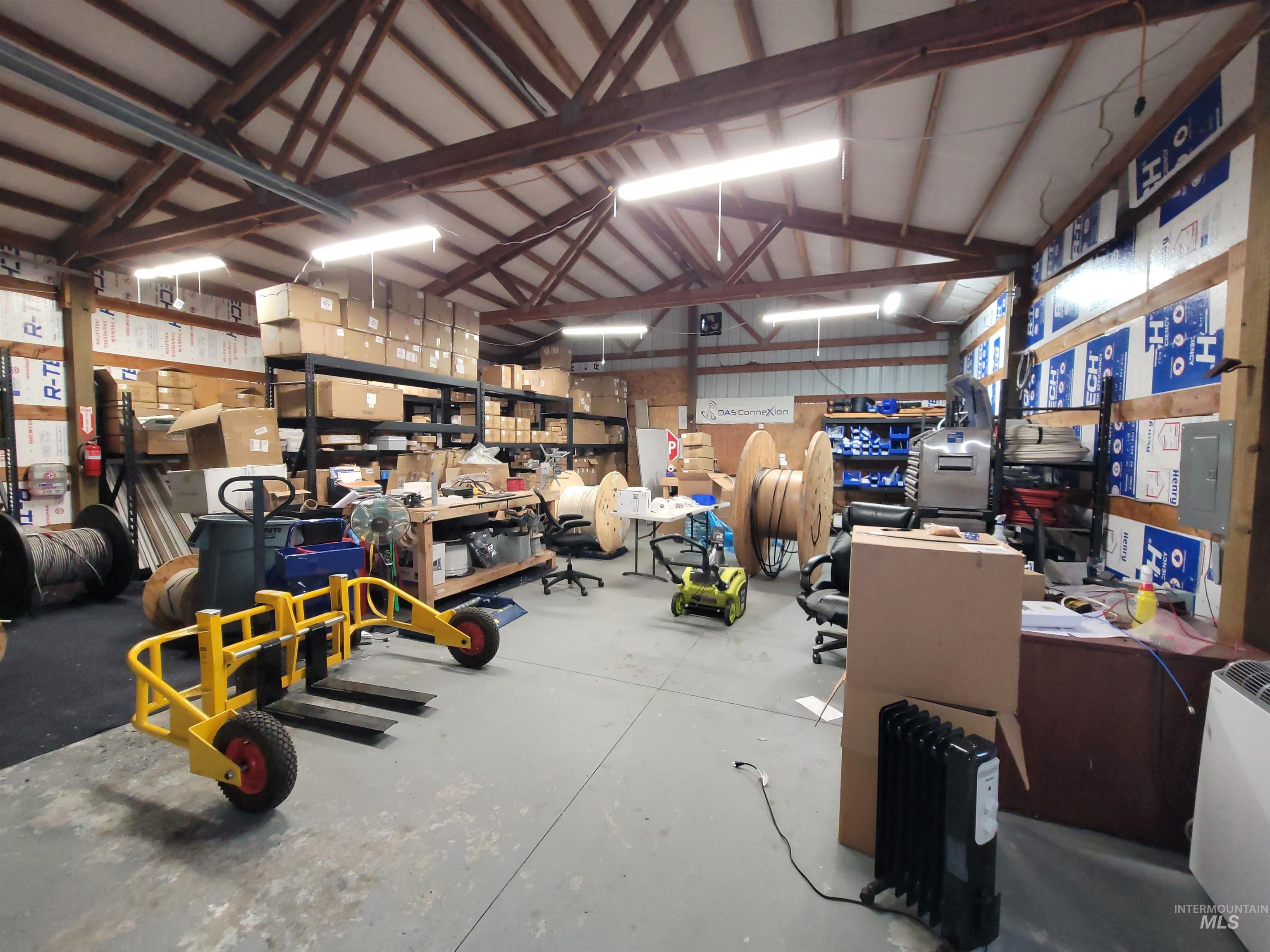 3015 Clemans Rd., Clarkston, Washington 99403, 3 Bedrooms, 1 Bathroom, Residential For Sale, Price $399,900,MLS 98979394