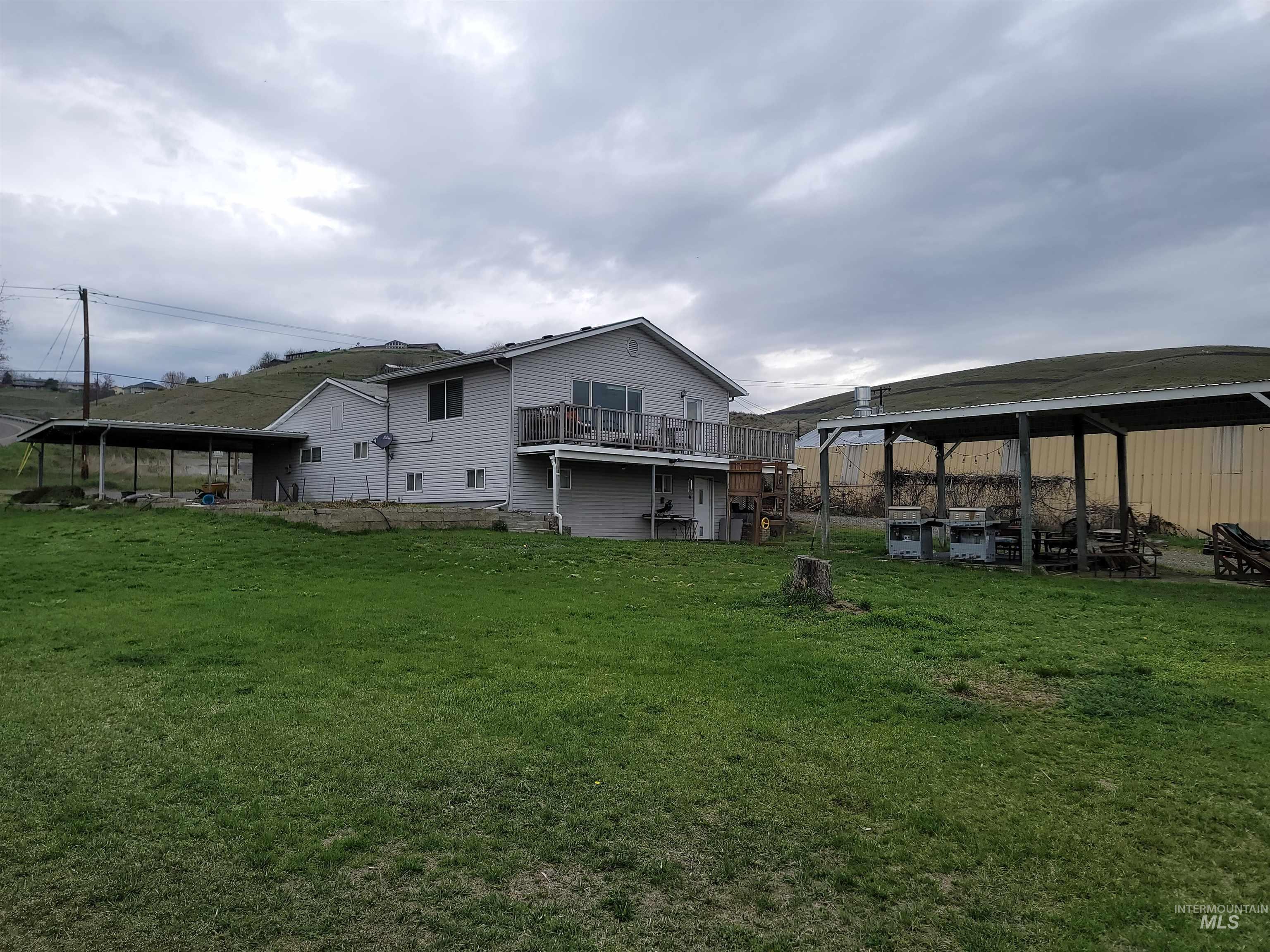 3015 Clemans Rd., Clarkston, Washington 99403, 3 Bedrooms, 1 Bathroom, Residential For Sale, Price $399,900,MLS 98979394