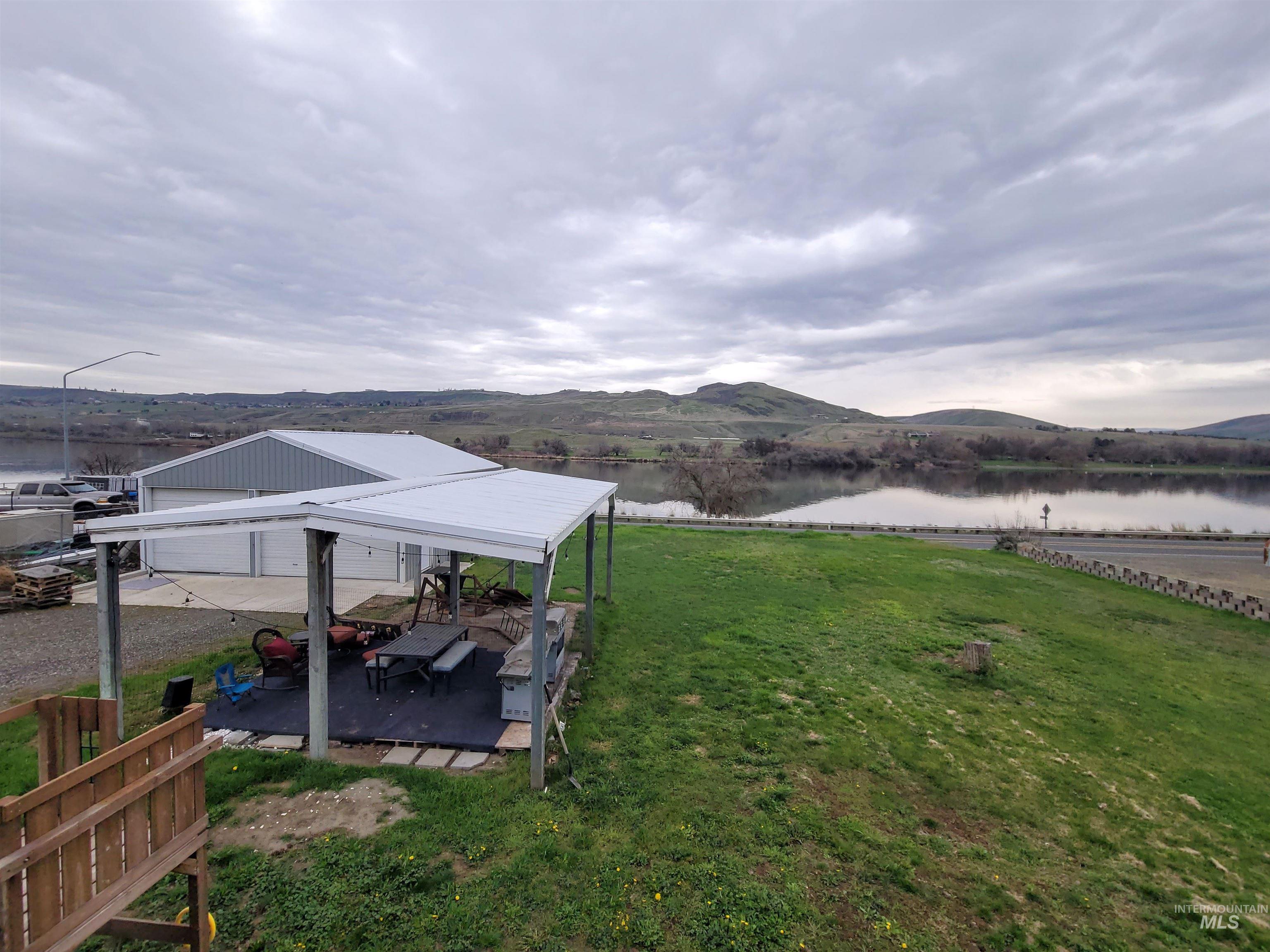 3015 Clemans Rd., Clarkston, Washington 99403, 3 Bedrooms, 1 Bathroom, Residential For Sale, Price $399,900,MLS 98979394