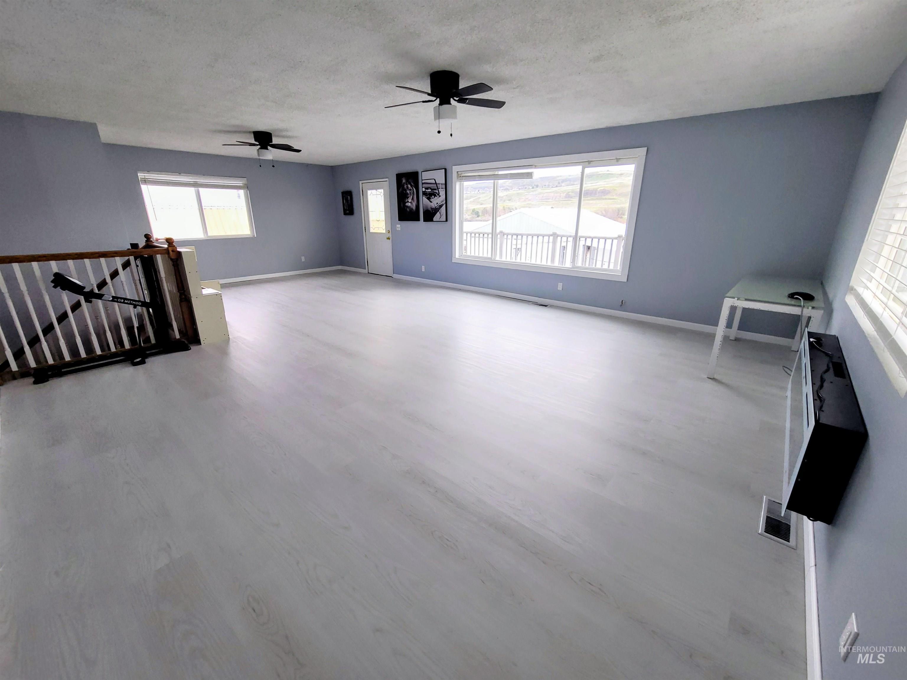 3015 Clemans Rd., Clarkston, Washington 99403, 3 Bedrooms, 1 Bathroom, Residential For Sale, Price $389,900,MLS 98979394