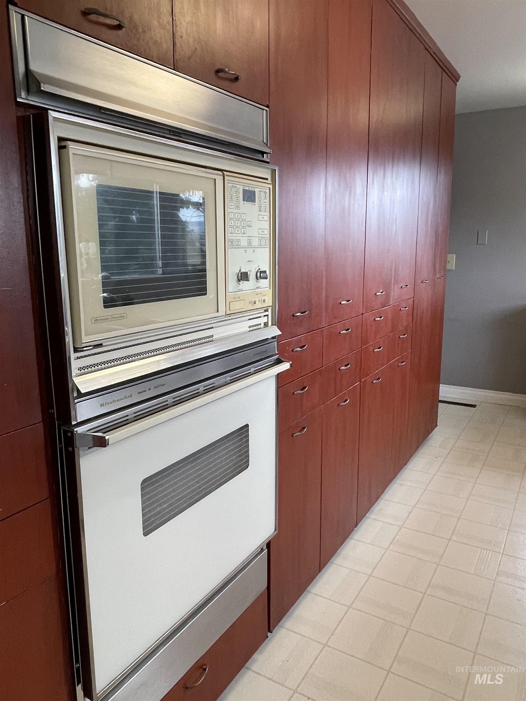 1701 Richardson Ave, Lewiston, Idaho 83501, 4 Bedrooms, 2 Bathrooms, Residential For Sale, Price $457,000,MLS 98979395