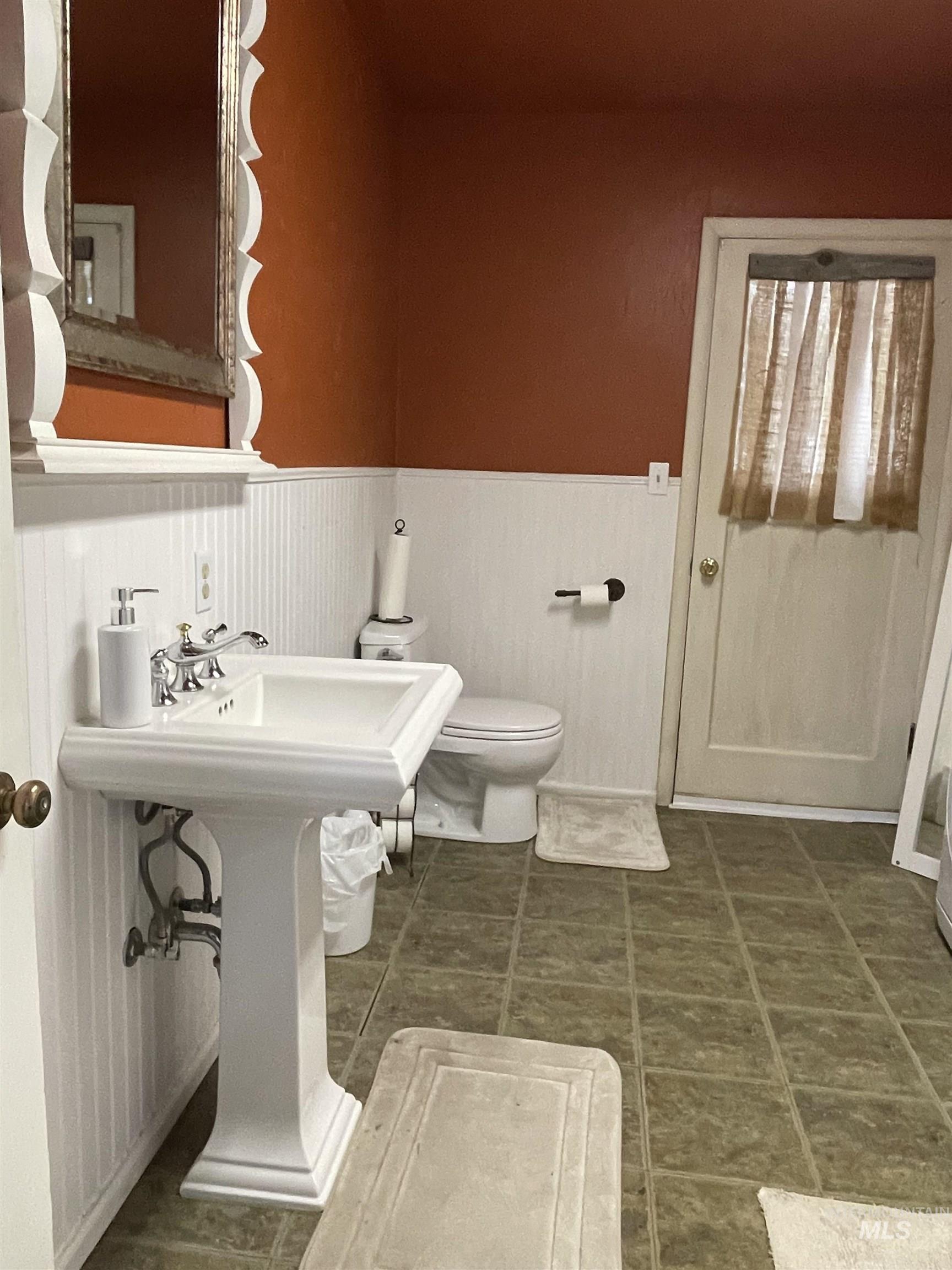 1701 Richardson Ave, Lewiston, Idaho 83501, 4 Bedrooms, 2 Bathrooms, Residential For Sale, Price $457,000,MLS 98979395