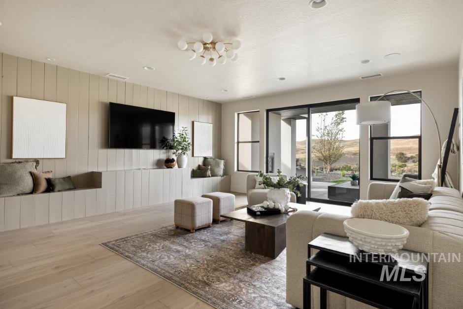 20141 N Swire Green Way, Boise, Idaho 83714, 4 Bedrooms, 3.5 Bathrooms, Residential For Sale, Price $1,599,900, 98979398