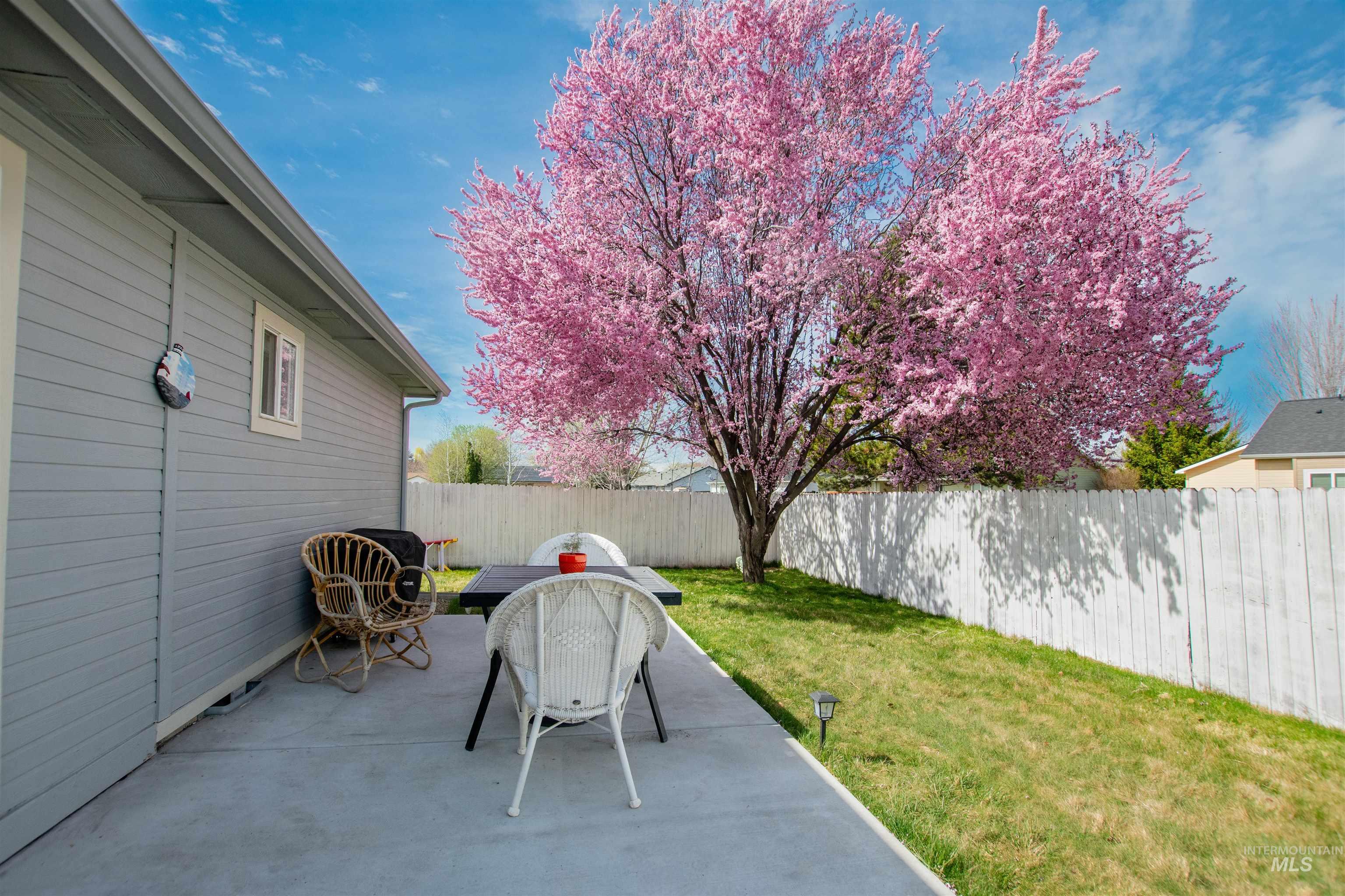 492 Procyon Place, Star, Idaho 83669, 3 Bedrooms, 2 Bathrooms, Residential For Sale, Price $389,000,MLS 98979399