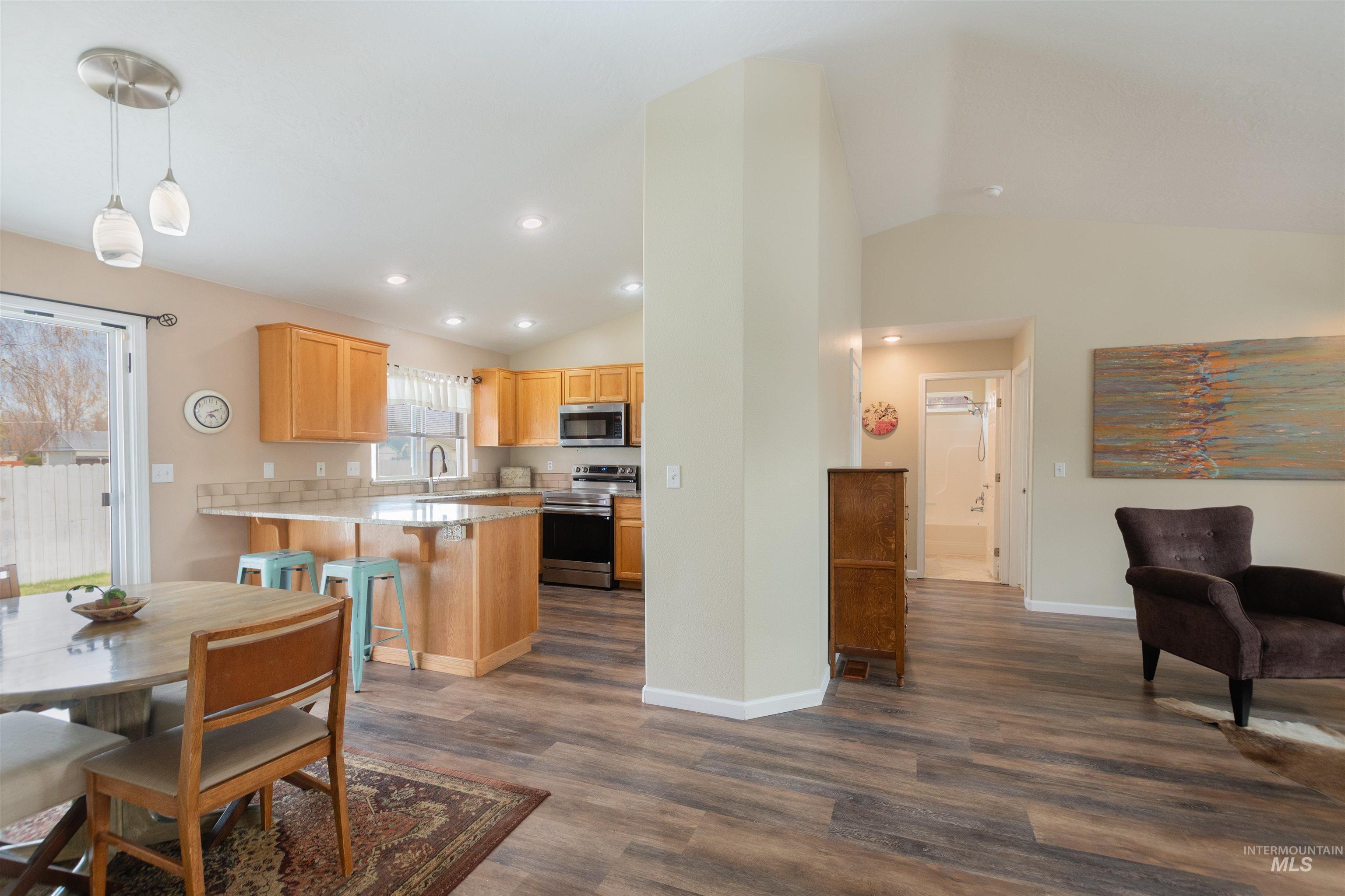 492 Procyon Place, Star, Idaho 83669, 3 Bedrooms, 2 Bathrooms, Residential For Sale, Price $389,000,MLS 98979399