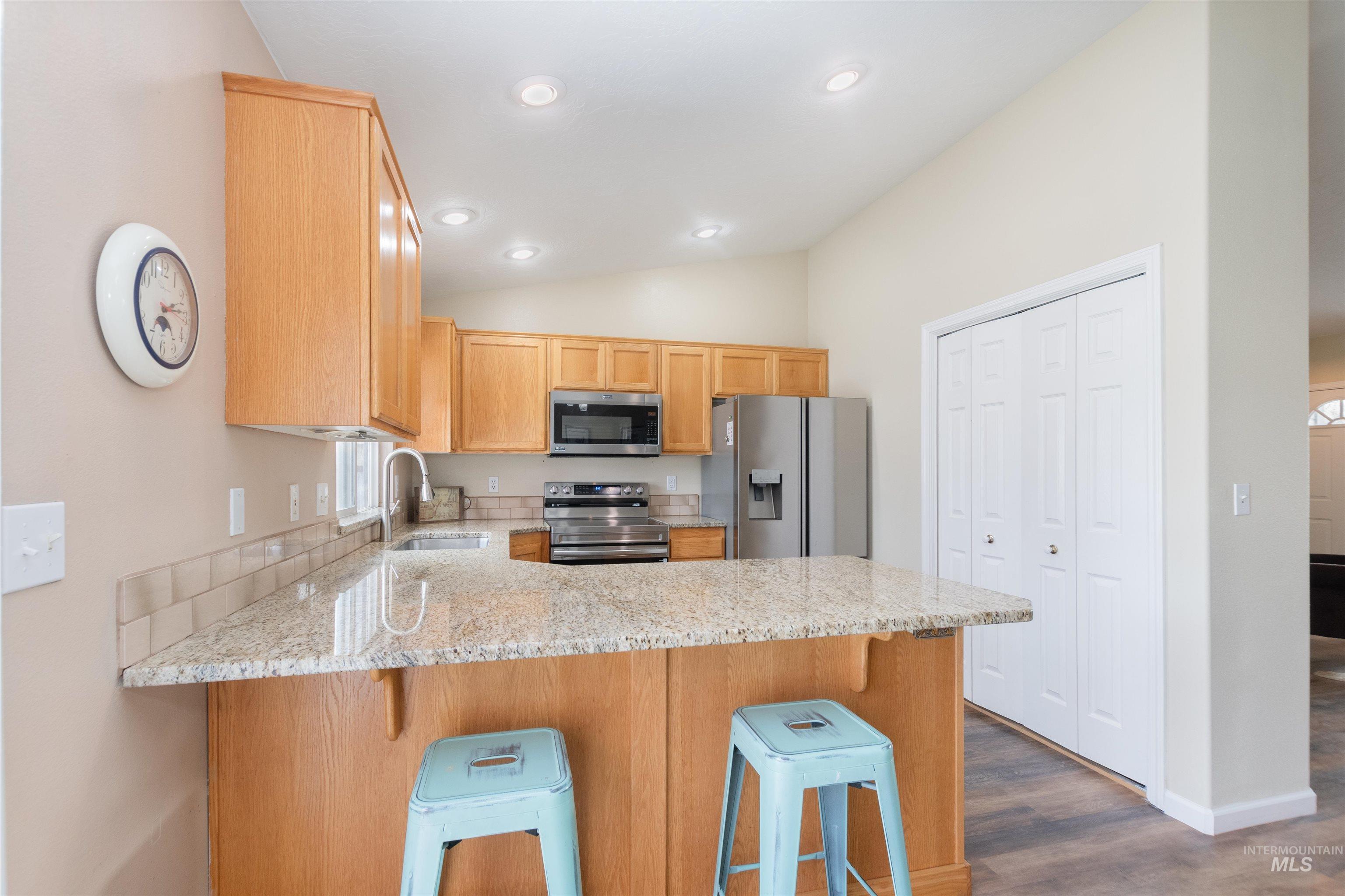 492 Procyon Place, Star, Idaho 83669, 3 Bedrooms, 2 Bathrooms, Residential For Sale, Price $389,000,MLS 98979399