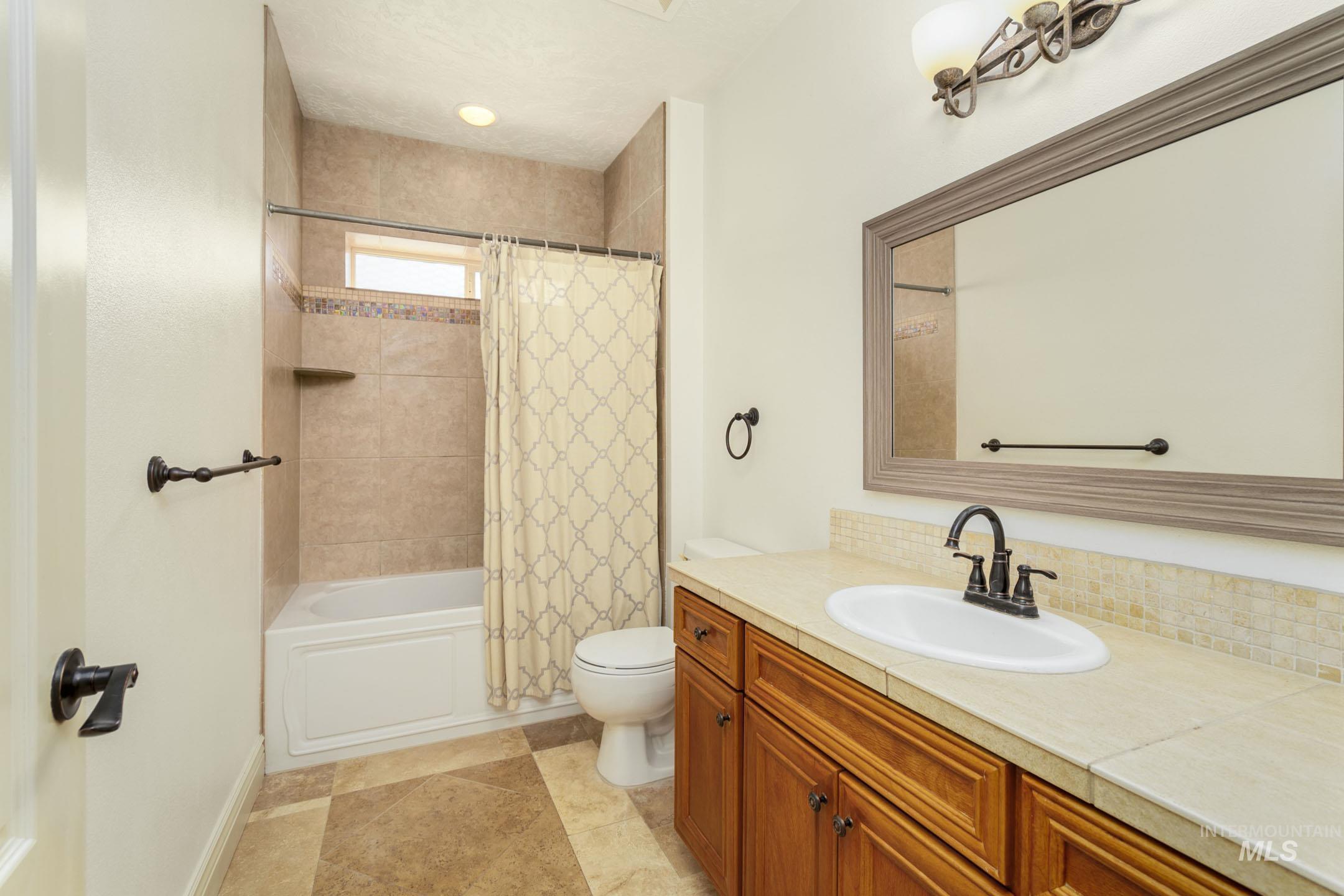 5139 N Brookfield Pl, Boise, Idaho 83713, 5 Bedrooms, 3.5 Bathrooms, Residential For Sale, Price $949,900,MLS 98979400