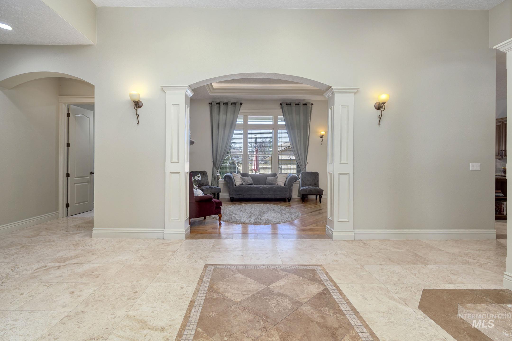 5139 N Brookfield Pl, Boise, Idaho 83713, 5 Bedrooms, 3.5 Bathrooms, Residential For Sale, Price $949,900,MLS 98979400