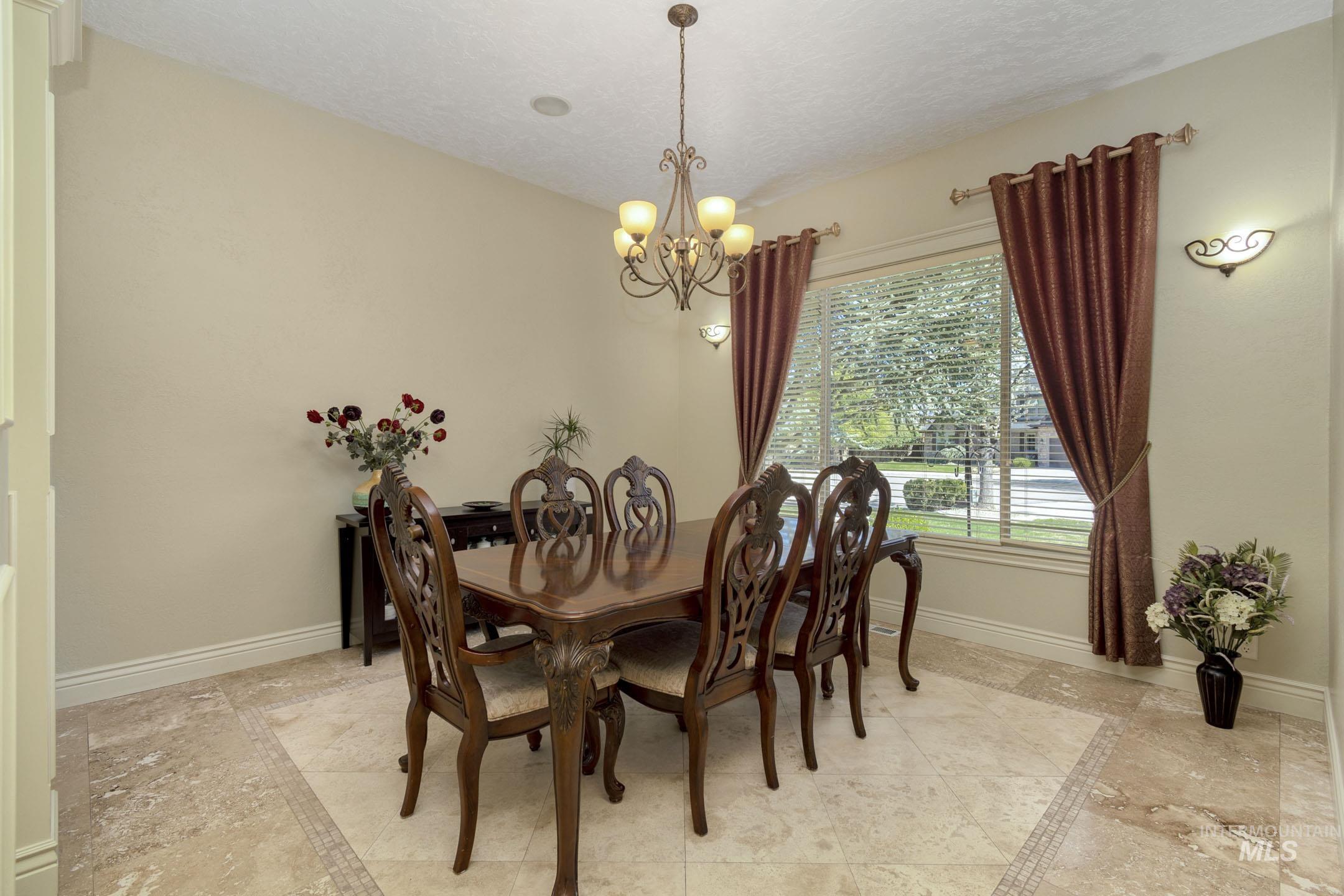 5139 N Brookfield Pl, Boise, Idaho 83713, 5 Bedrooms, 3.5 Bathrooms, Residential For Sale, Price $949,900,MLS 98979400