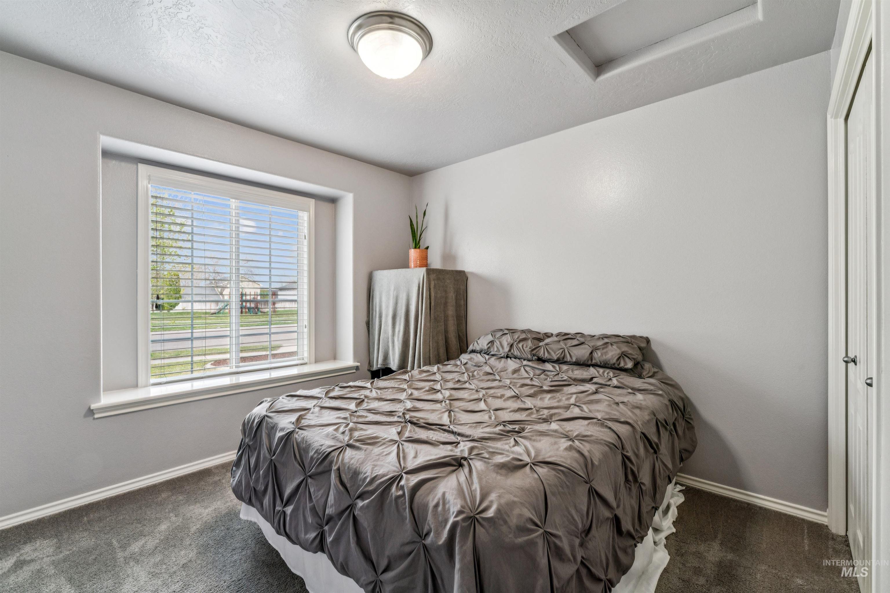 3400 S Wood River Ave., Nampa, Idaho 83686, 3 Bedrooms, 2 Bathrooms, Residential For Sale, Price $369,000,MLS 98979402