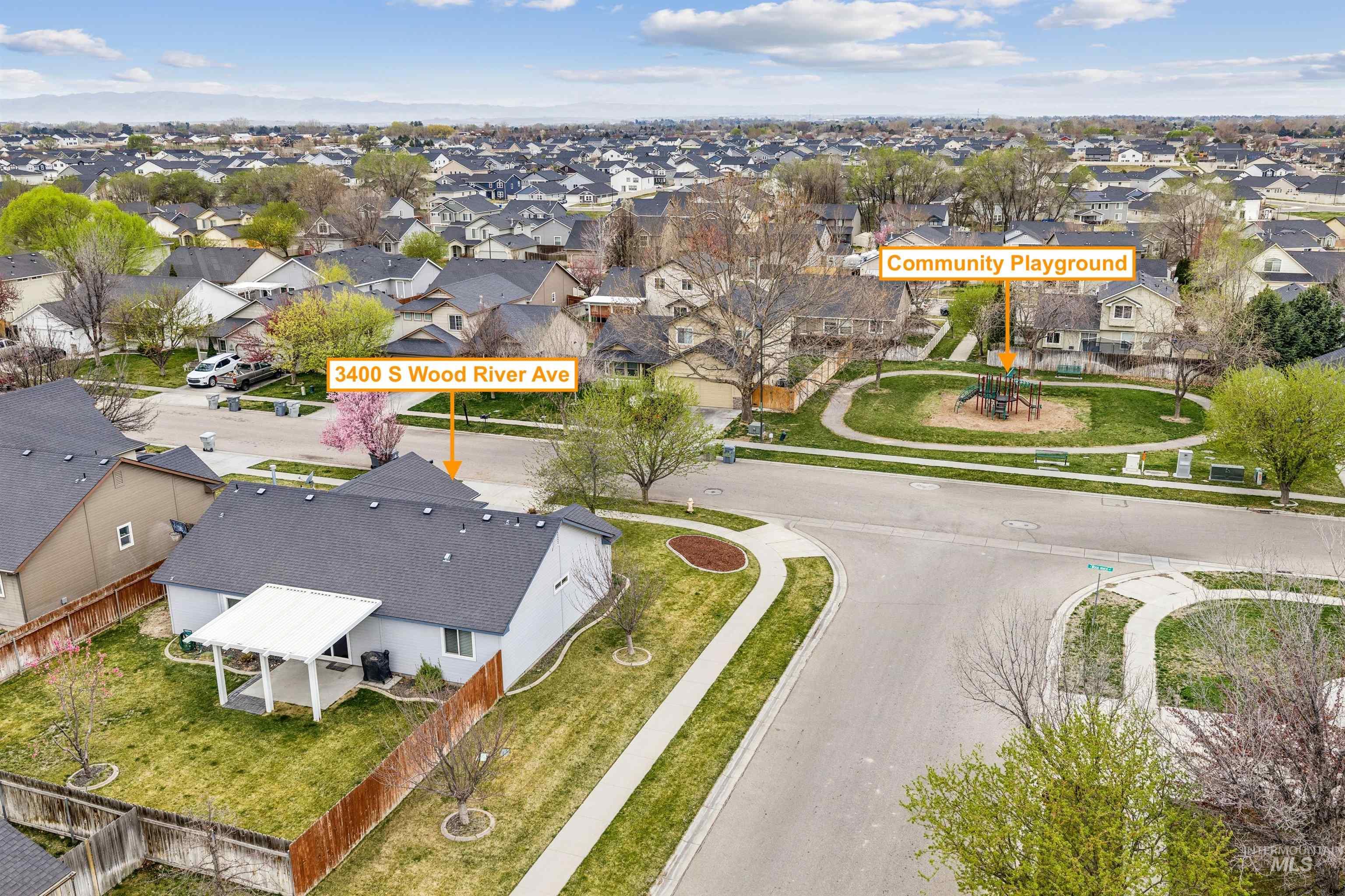 3400 S Wood River Ave., Nampa, Idaho 83686, 3 Bedrooms, 2 Bathrooms, Residential For Sale, Price $369,000,MLS 98979402