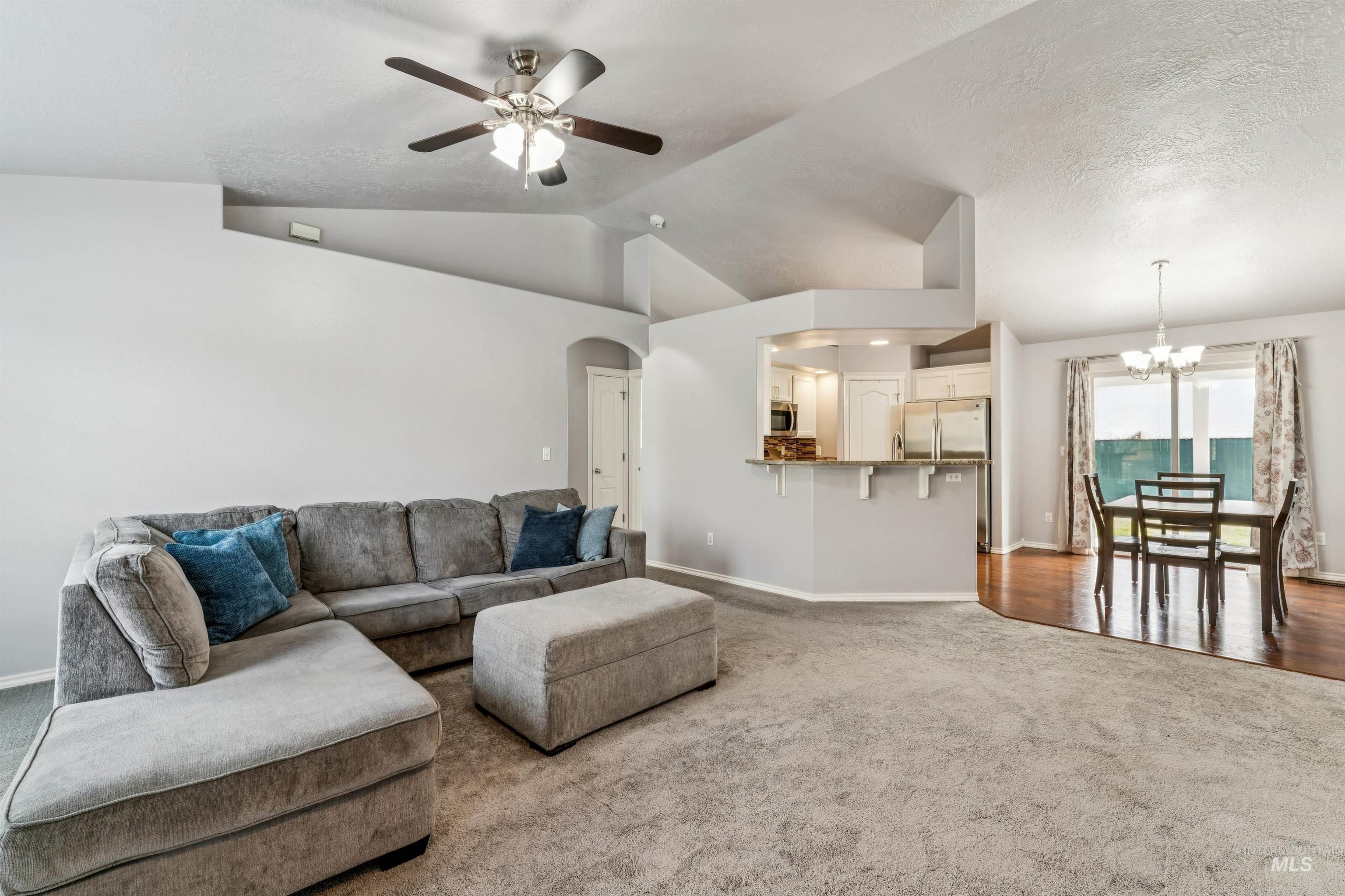 3400 S Wood River Ave., Nampa, Idaho 83686, 3 Bedrooms, 2 Bathrooms, Residential For Sale, Price $369,000,MLS 98979402