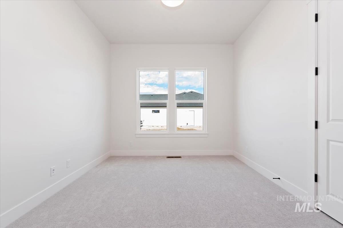 7096 W Newton St, Eagle, Idaho 83616, 3 Bedrooms, 2 Bathrooms, Residential For Sale, Price $724,880,MLS 98979403