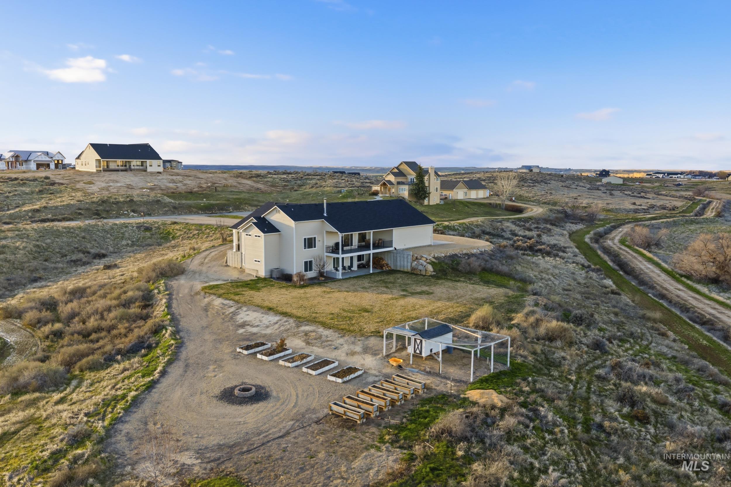 27204 Serenity LN, Caldwell, Idaho 83607, 4 Bedrooms, 2.5 Bathrooms, Residential For Sale, Price $989,000, 98979406