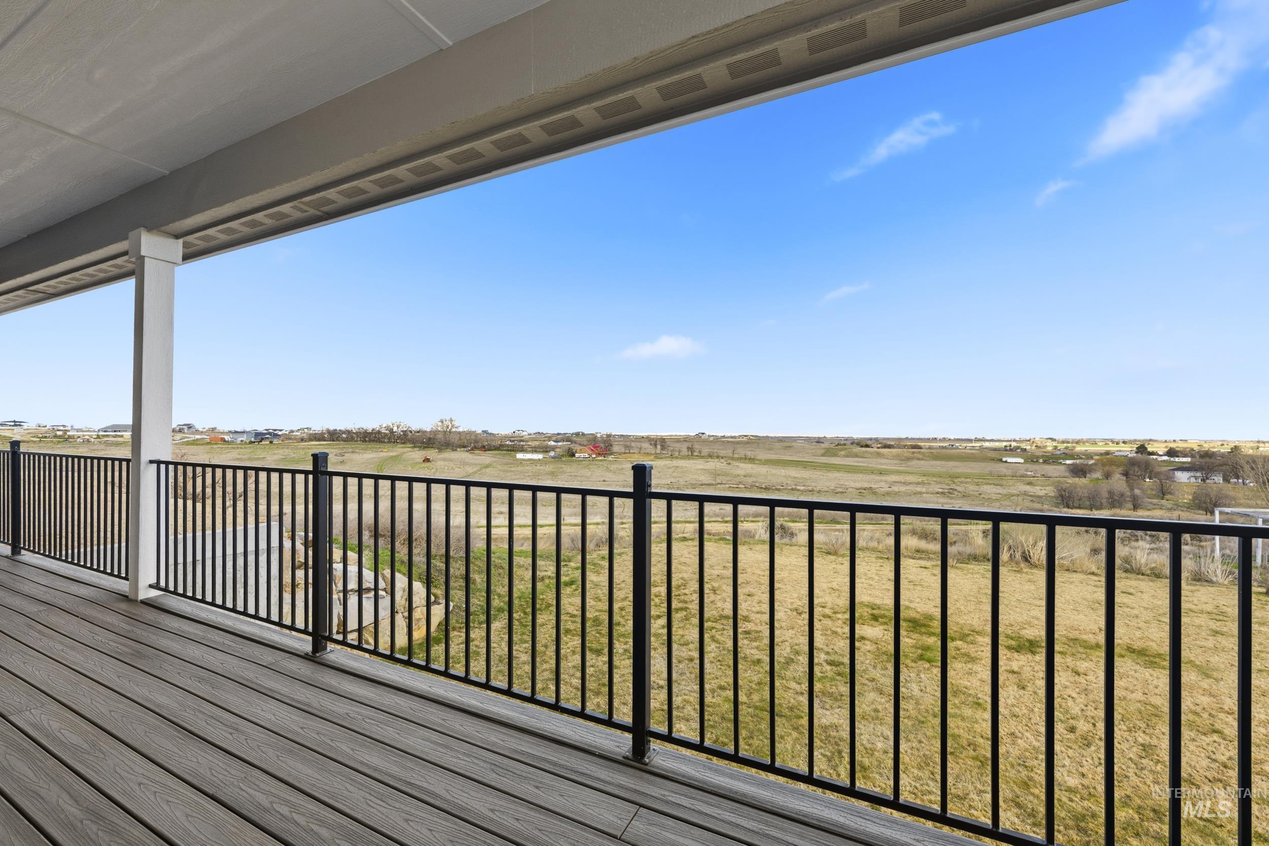 27204 Serenity LN, Caldwell, Idaho 83607, 4 Bedrooms, 2.5 Bathrooms, Residential For Sale, Price $989,000,MLS 98979406