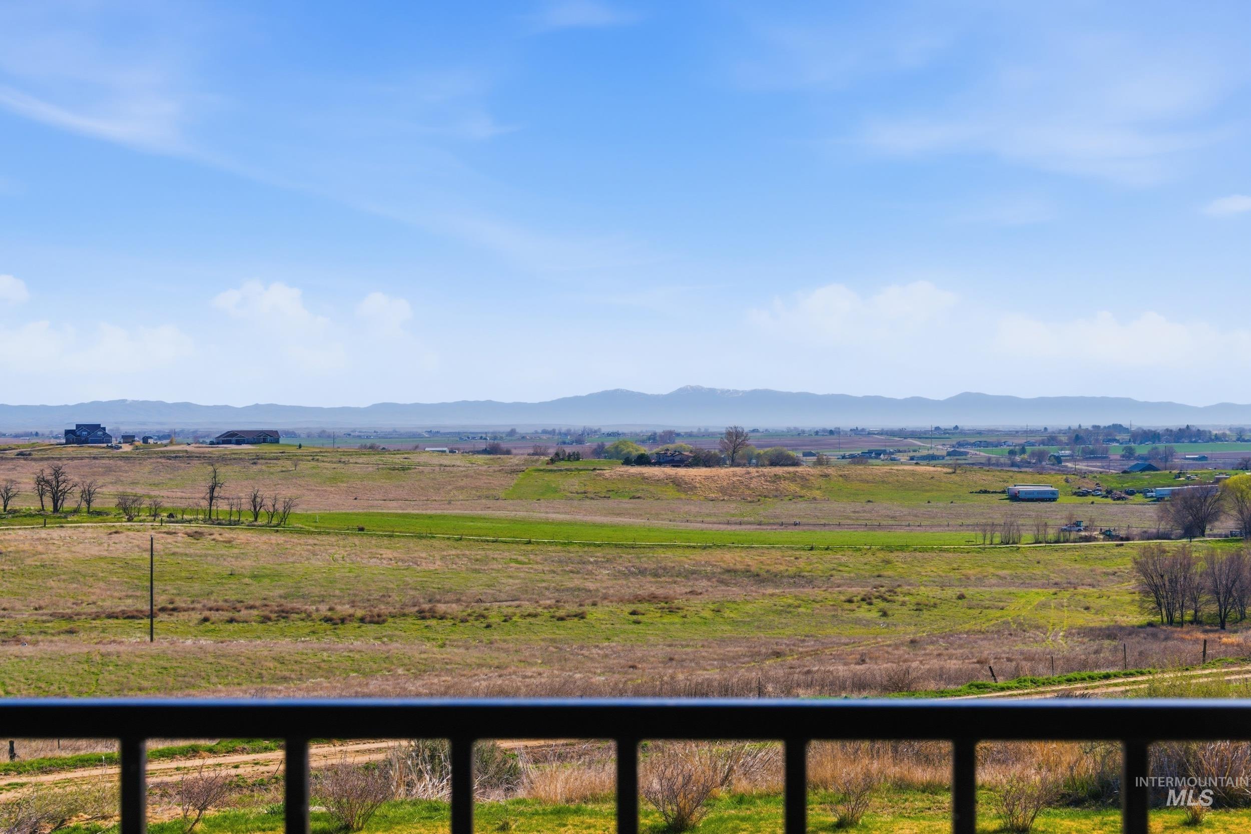 27204 Serenity LN, Caldwell, Idaho 83607, 4 Bedrooms, 2.5 Bathrooms, Residential For Sale, Price $984,900, 98979406