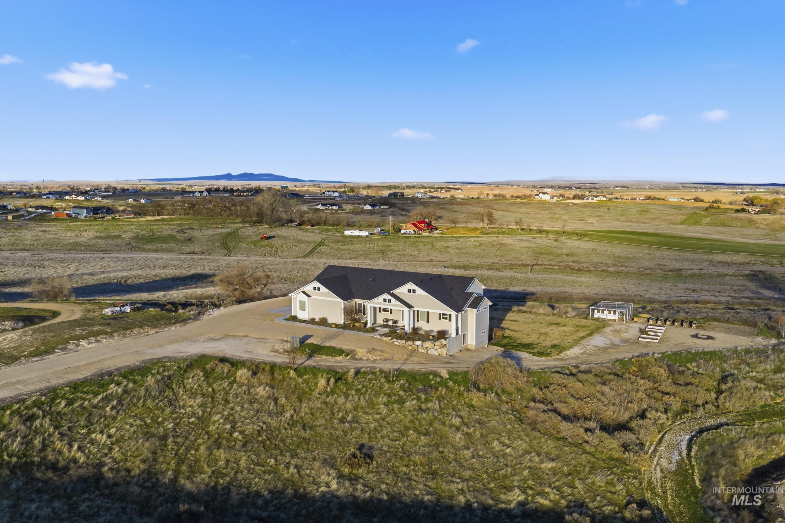 27204 Serenity LN, Caldwell, Idaho 83607, 4 Bedrooms, 2.5 Bathrooms, Residential For Sale, Price $984,900, 98979406