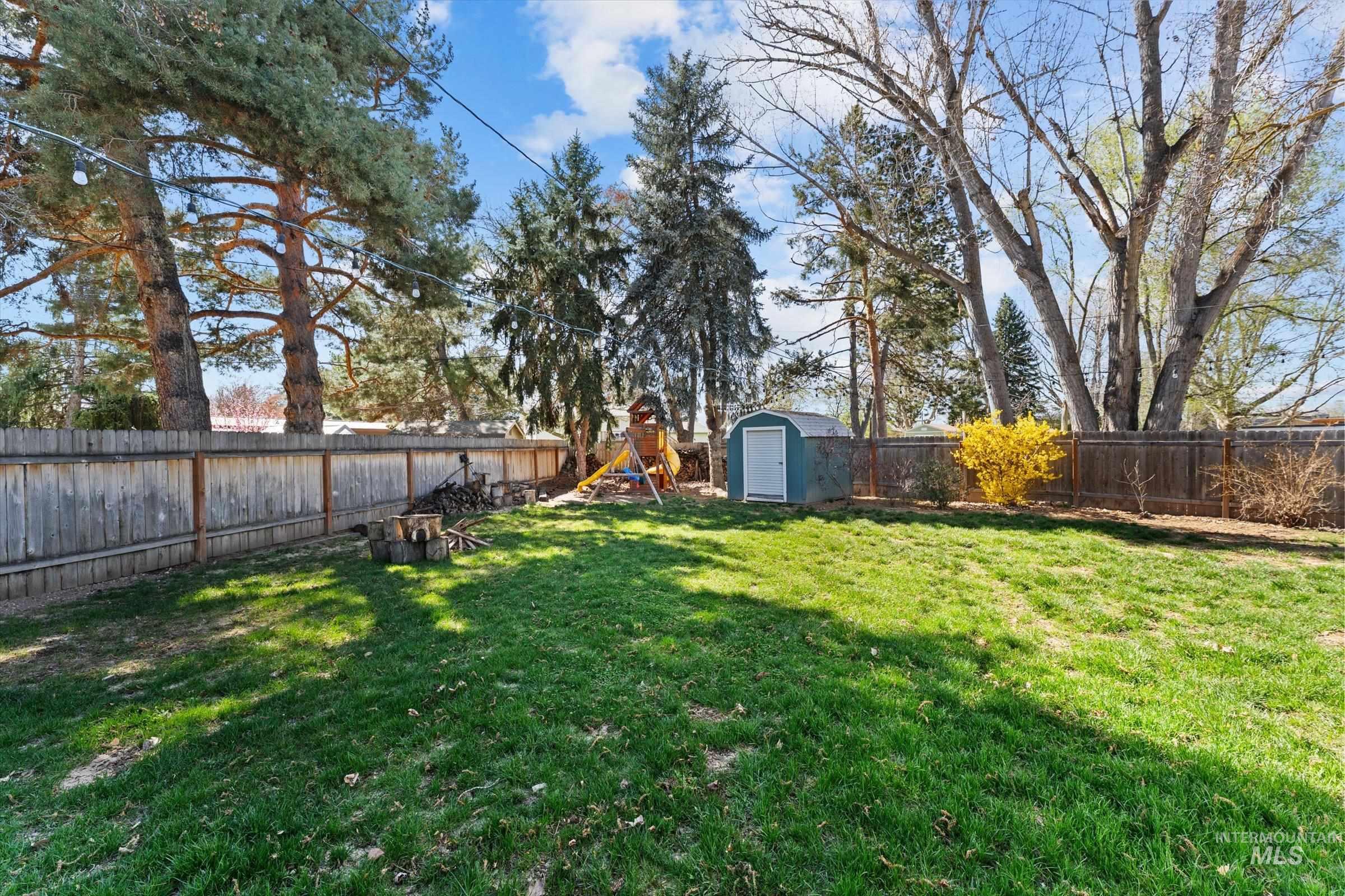 1127 E Boise Avenue, Boise, Idaho 83706, 3 Bedrooms, 2 Bathrooms, Residential For Sale, Price $649,900,MLS 98979407