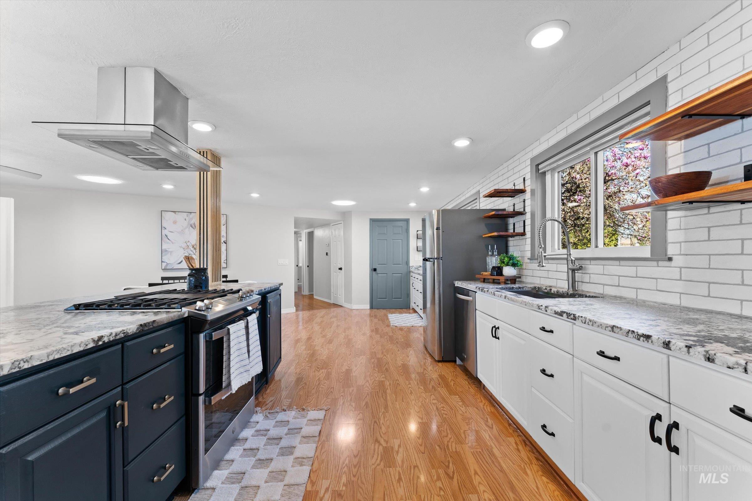 1127 E Boise Avenue, Boise, Idaho 83706, 3 Bedrooms, 2 Bathrooms, Residential For Sale, Price $649,900,MLS 98979407