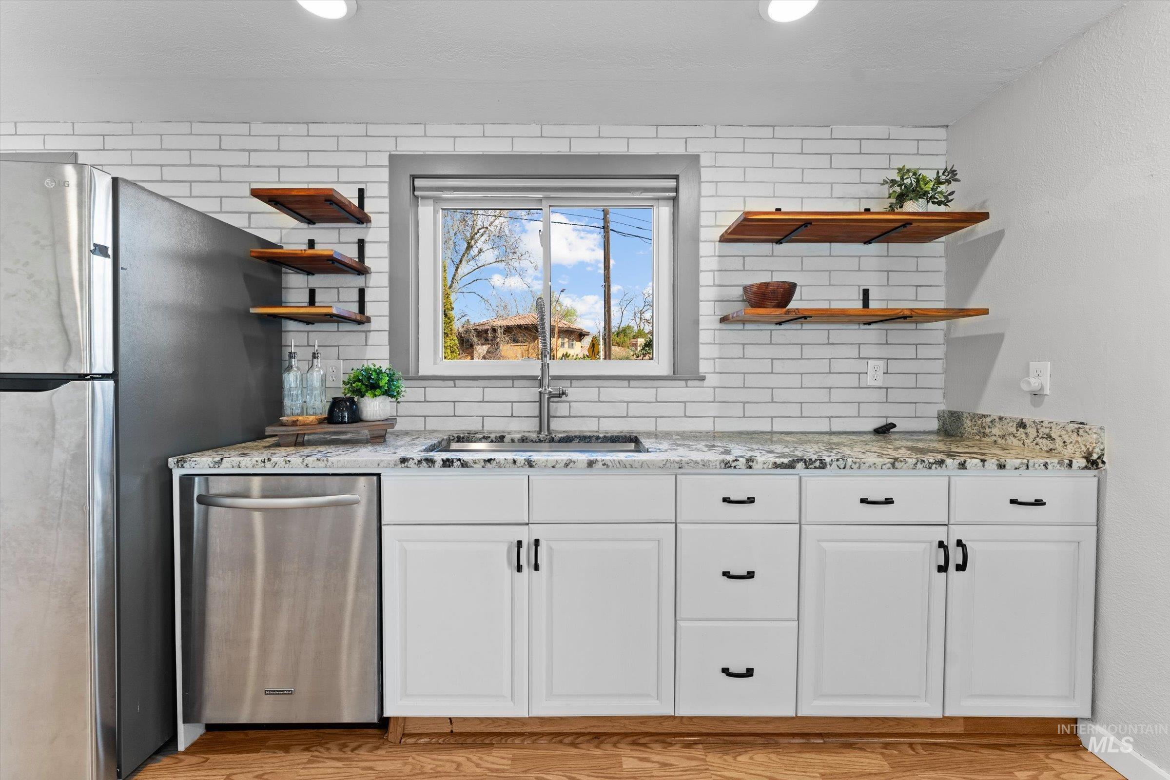 1127 E Boise Avenue, Boise, Idaho 83706, 3 Bedrooms, 2 Bathrooms, Residential For Sale, Price $649,900,MLS 98979407