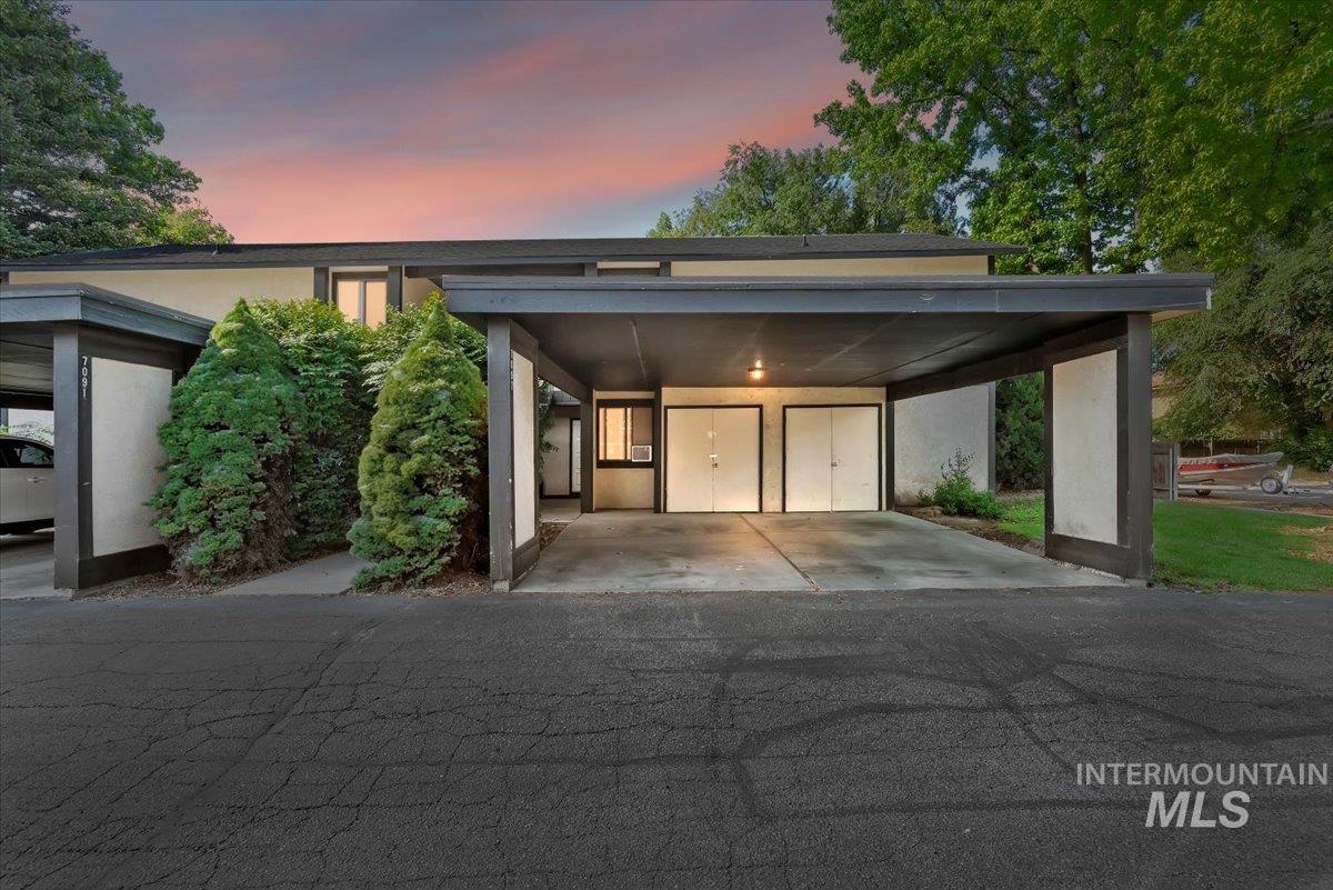 7097 W Colehaven Lane, Boise, Idaho 83704, 2 Bedrooms, 1 Bathroom, Residential For Sale, Price $235,000,MLS 98979412