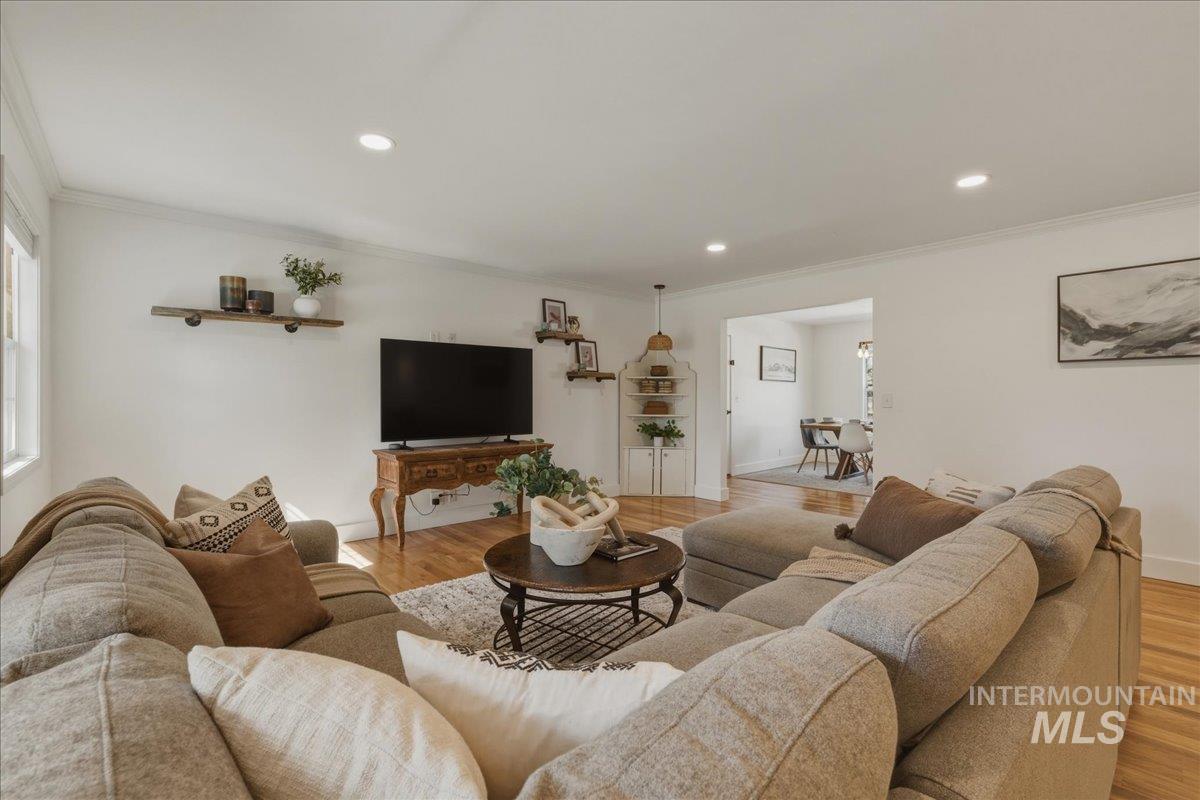 264 W Rush Ct, Eagle, Idaho 83616, 6 Bedrooms, 3.5 Bathrooms, Residential For Sale, Price $1,695,000, 98979414